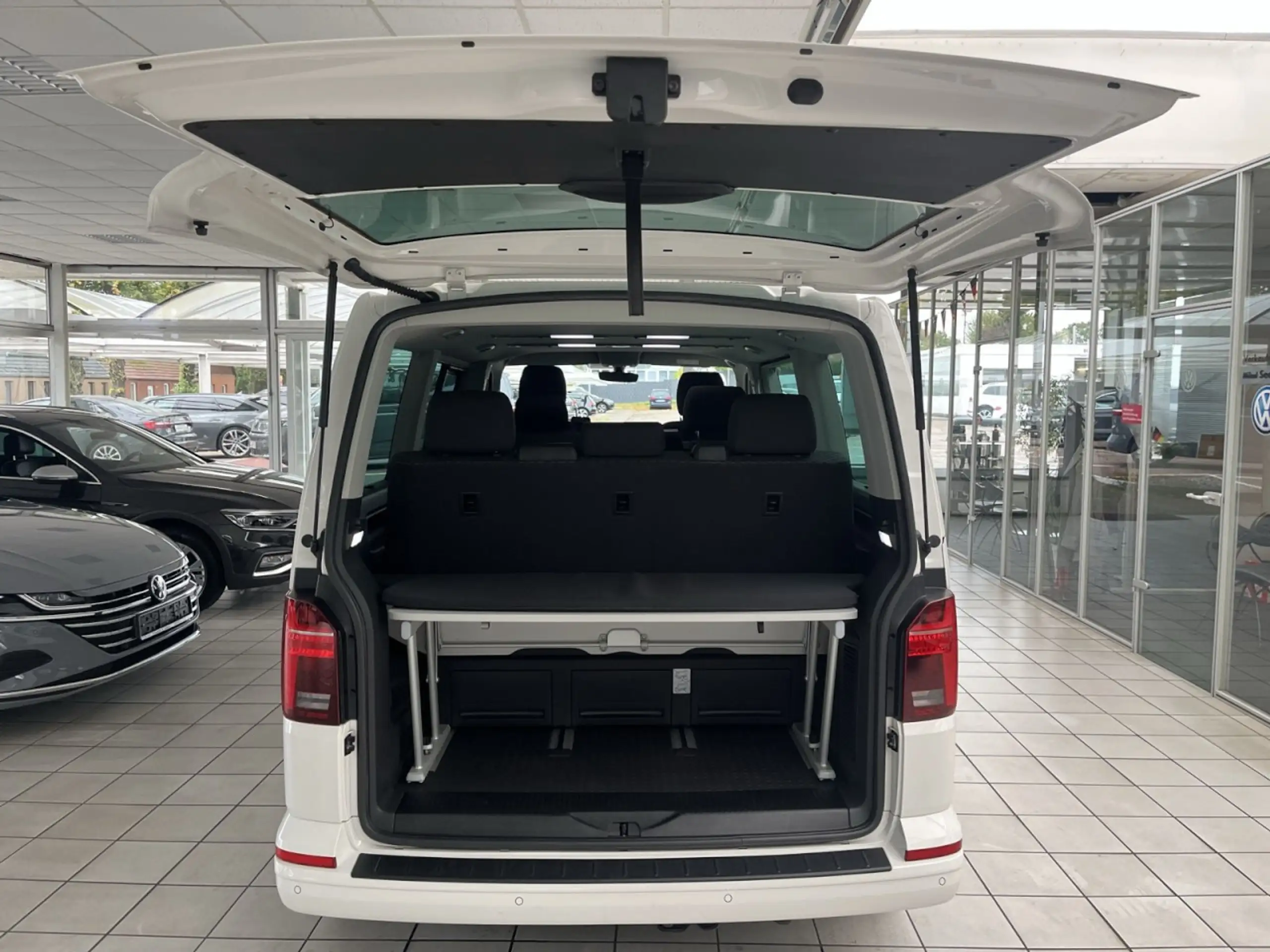 Volkswagen - T6.1 Multivan