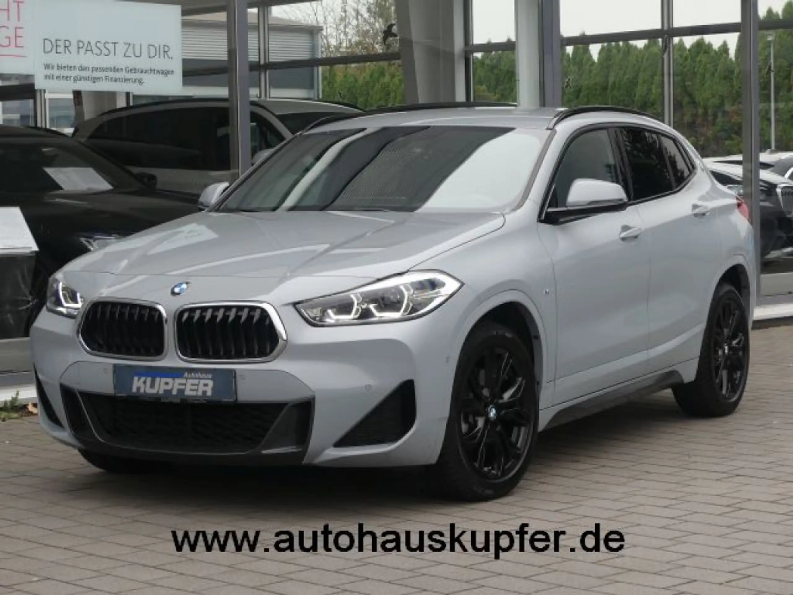 BMW - X2