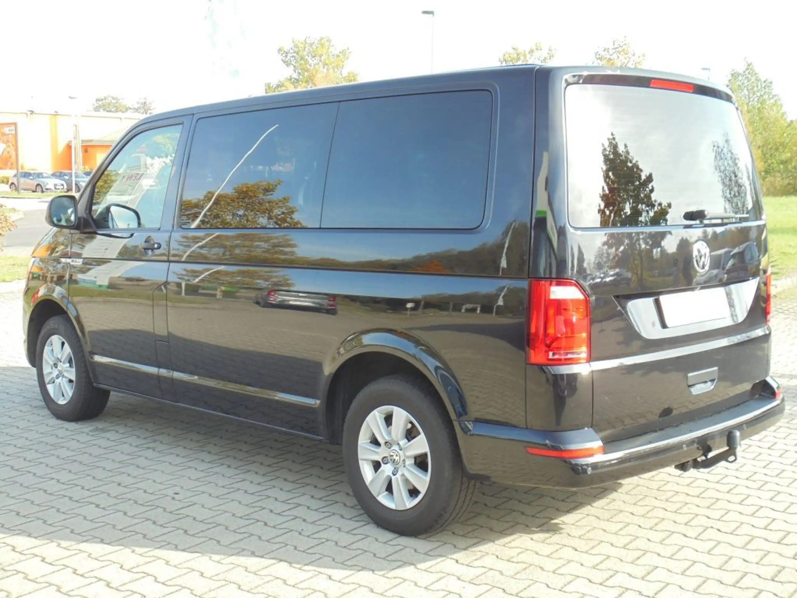 Volkswagen - T6 Multivan