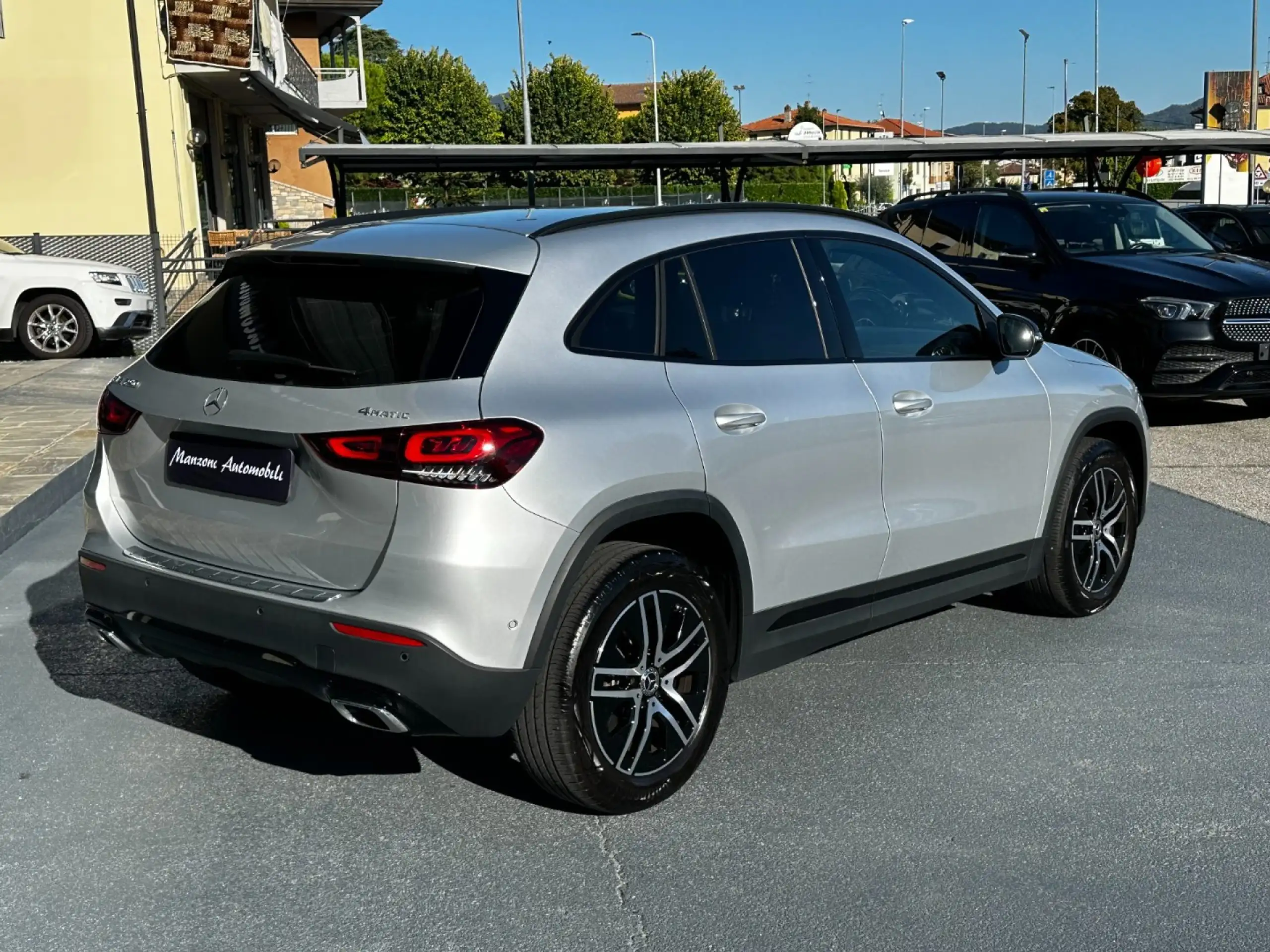 Mercedes-Benz - GLA 250