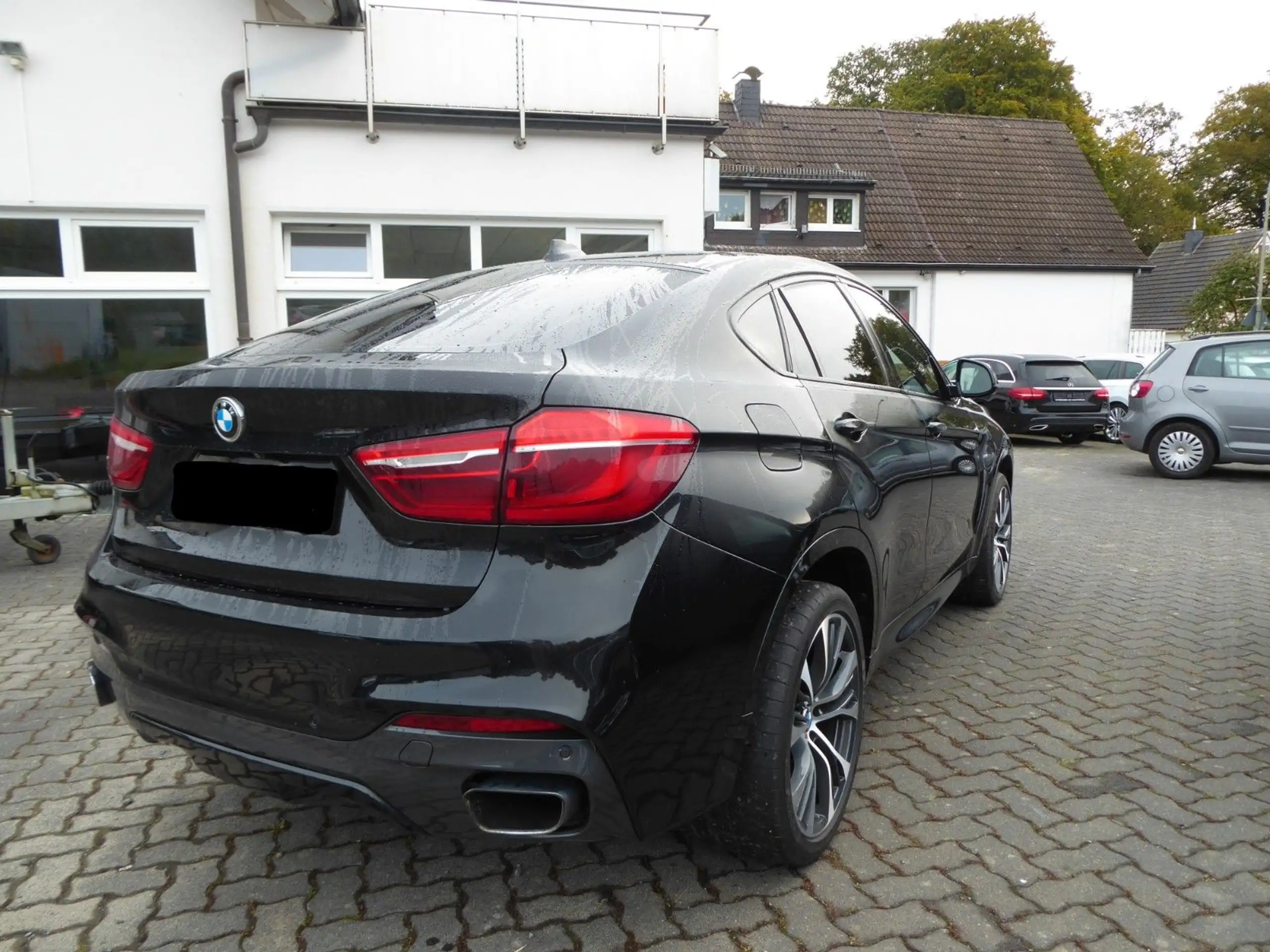 BMW - X6