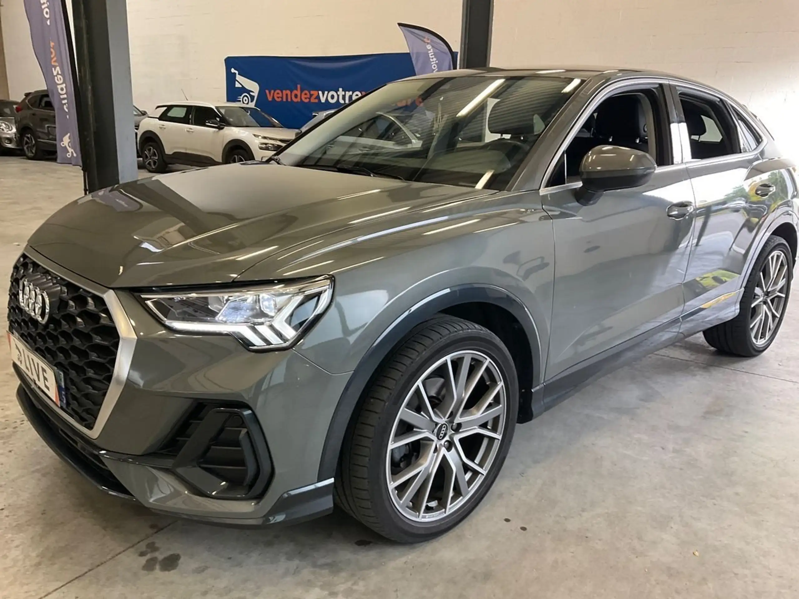 Audi Q3 2021