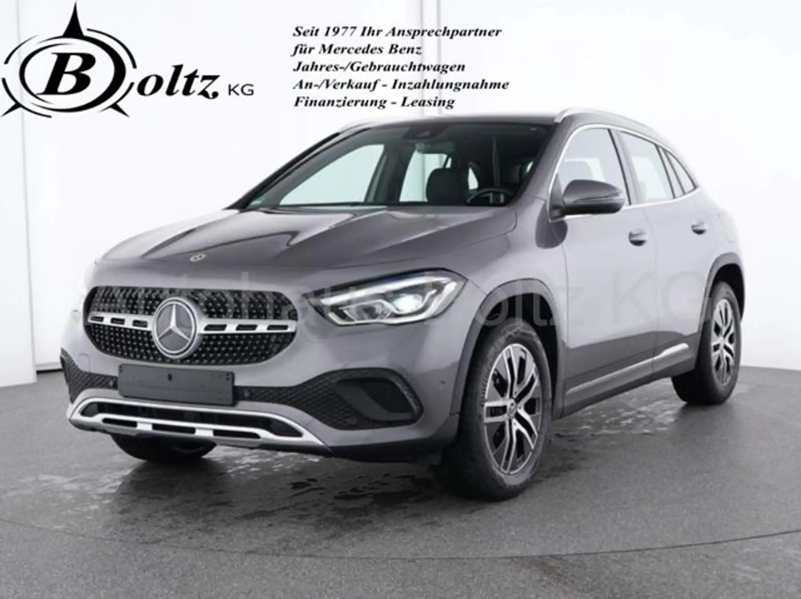 Mercedes-Benz - GLA 200