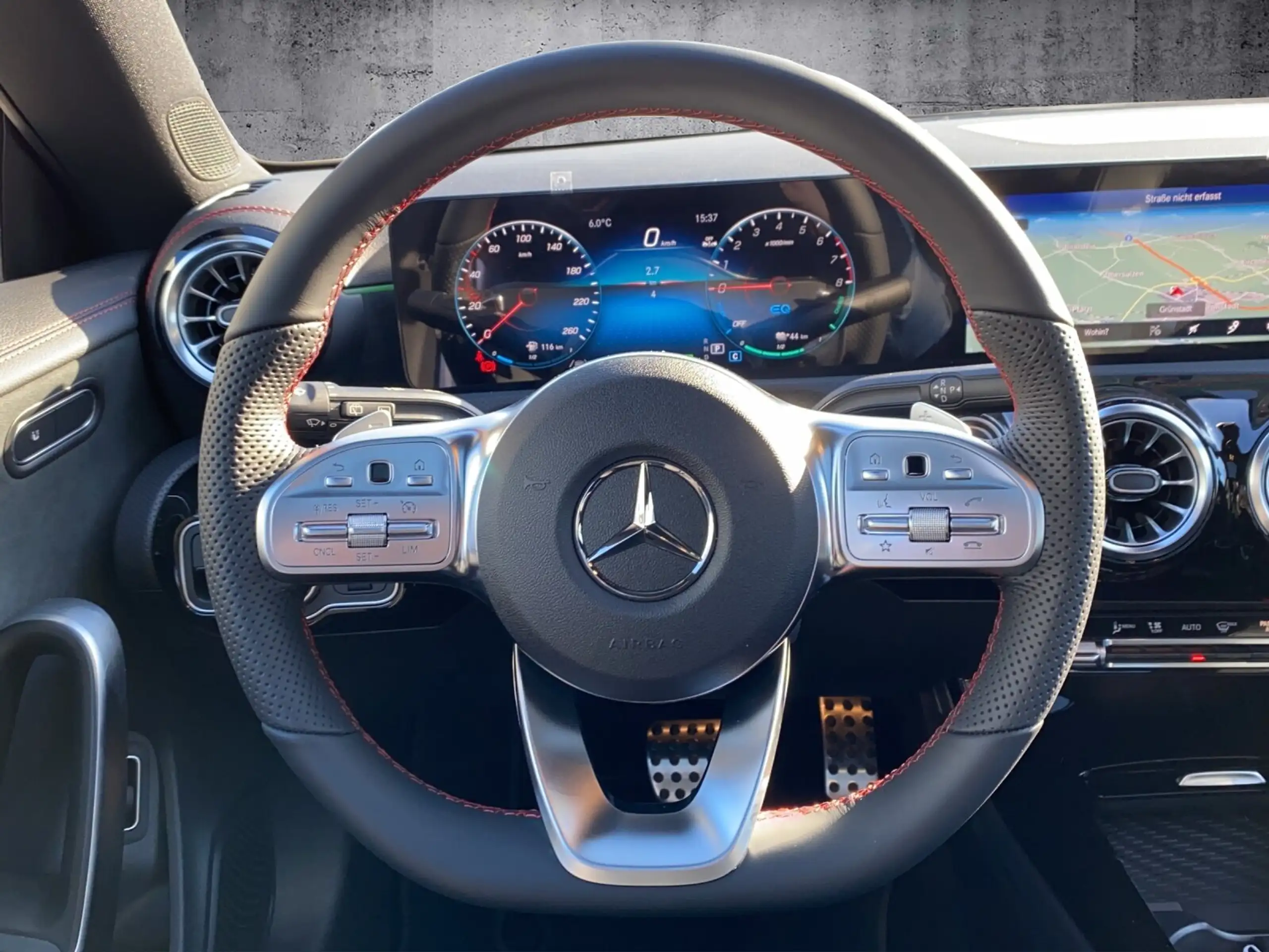 Mercedes-Benz - CLA 250