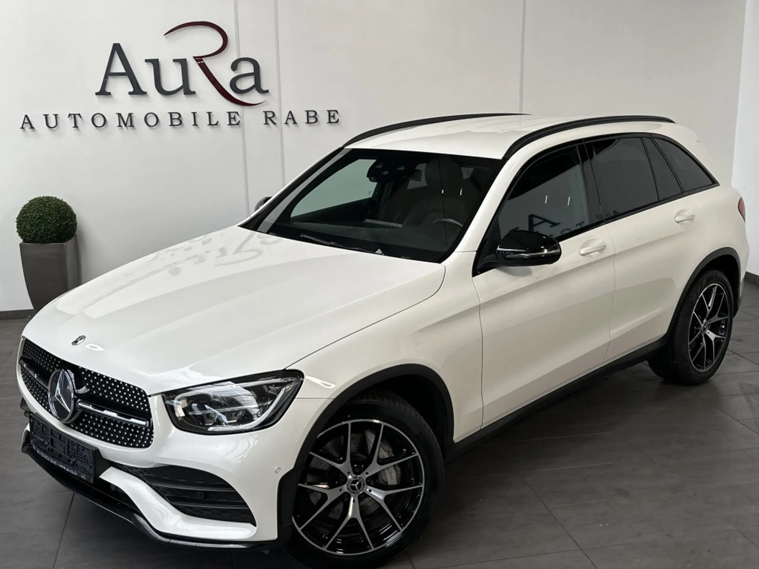 Mercedes-Benz - GLC 220