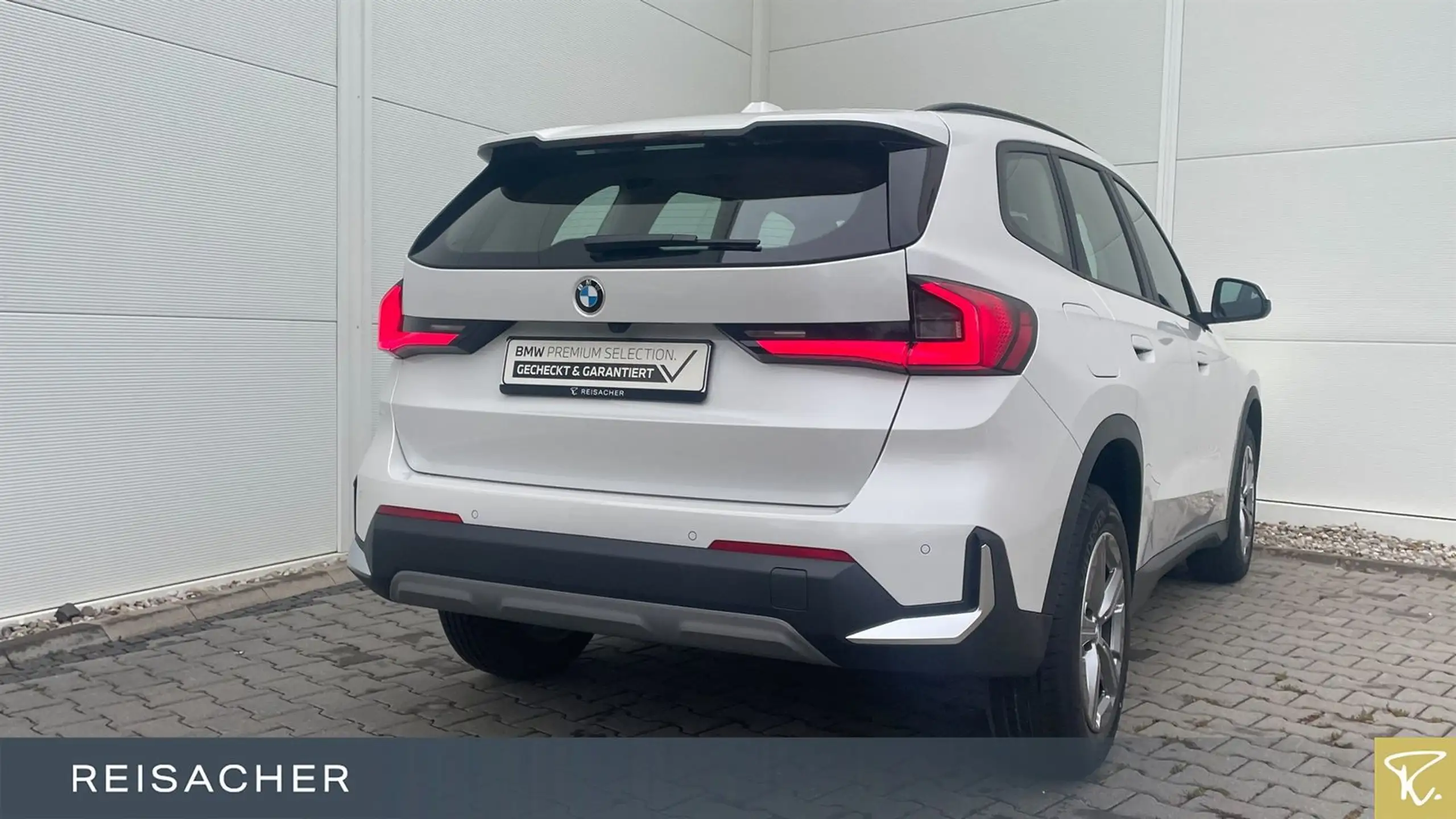 BMW - X1