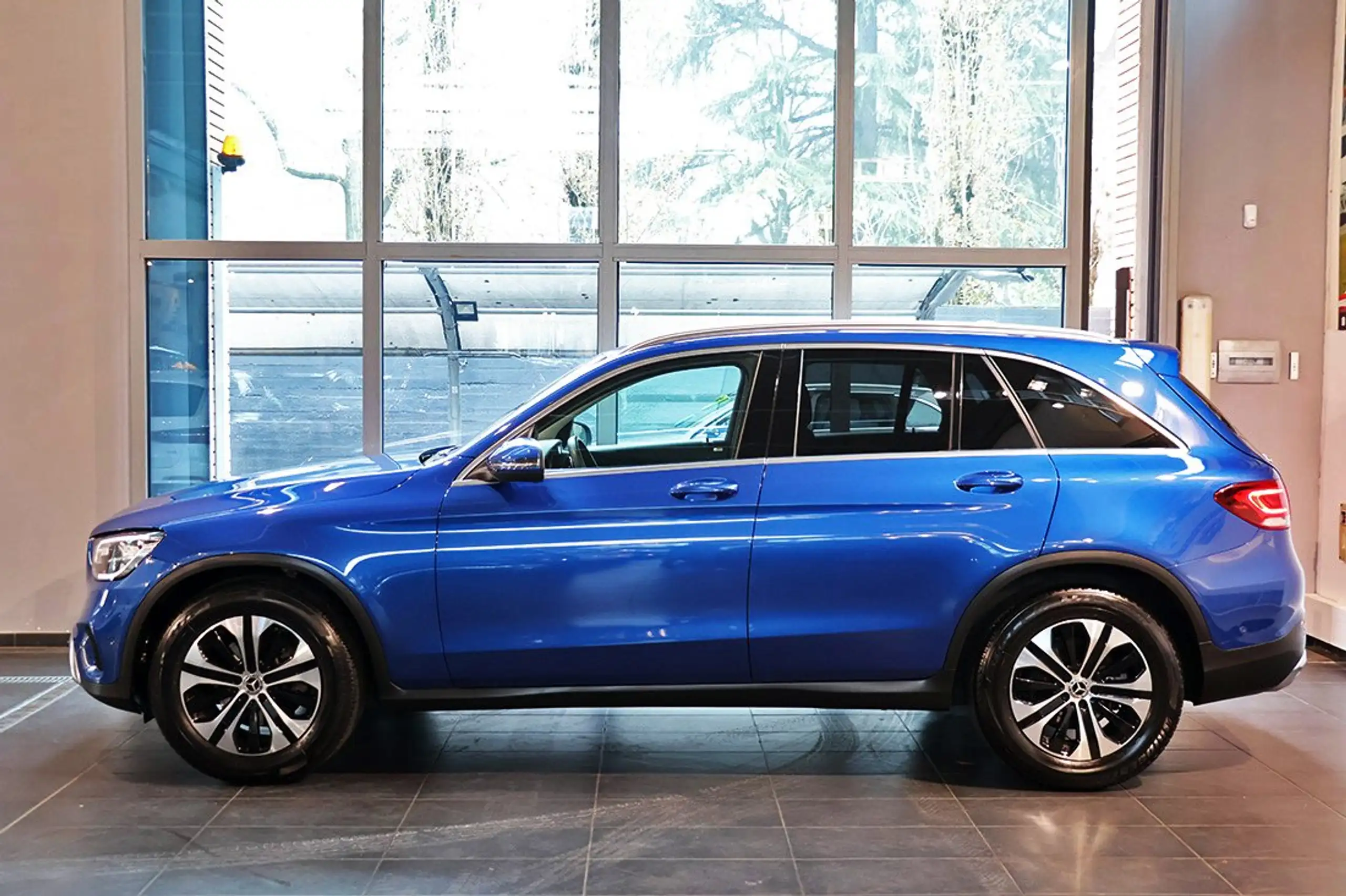 Mercedes-Benz - GLC 200