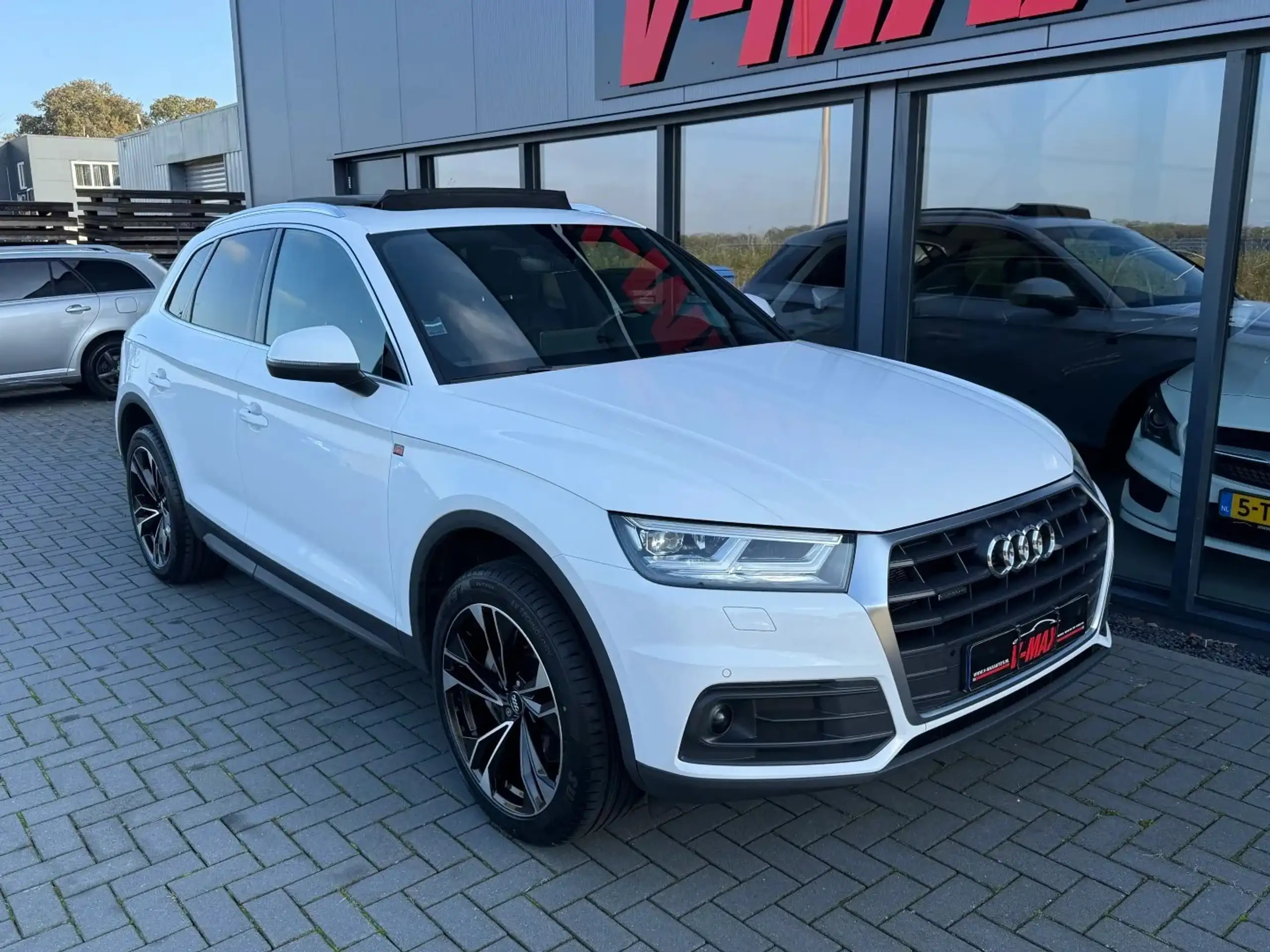 Audi - Q5