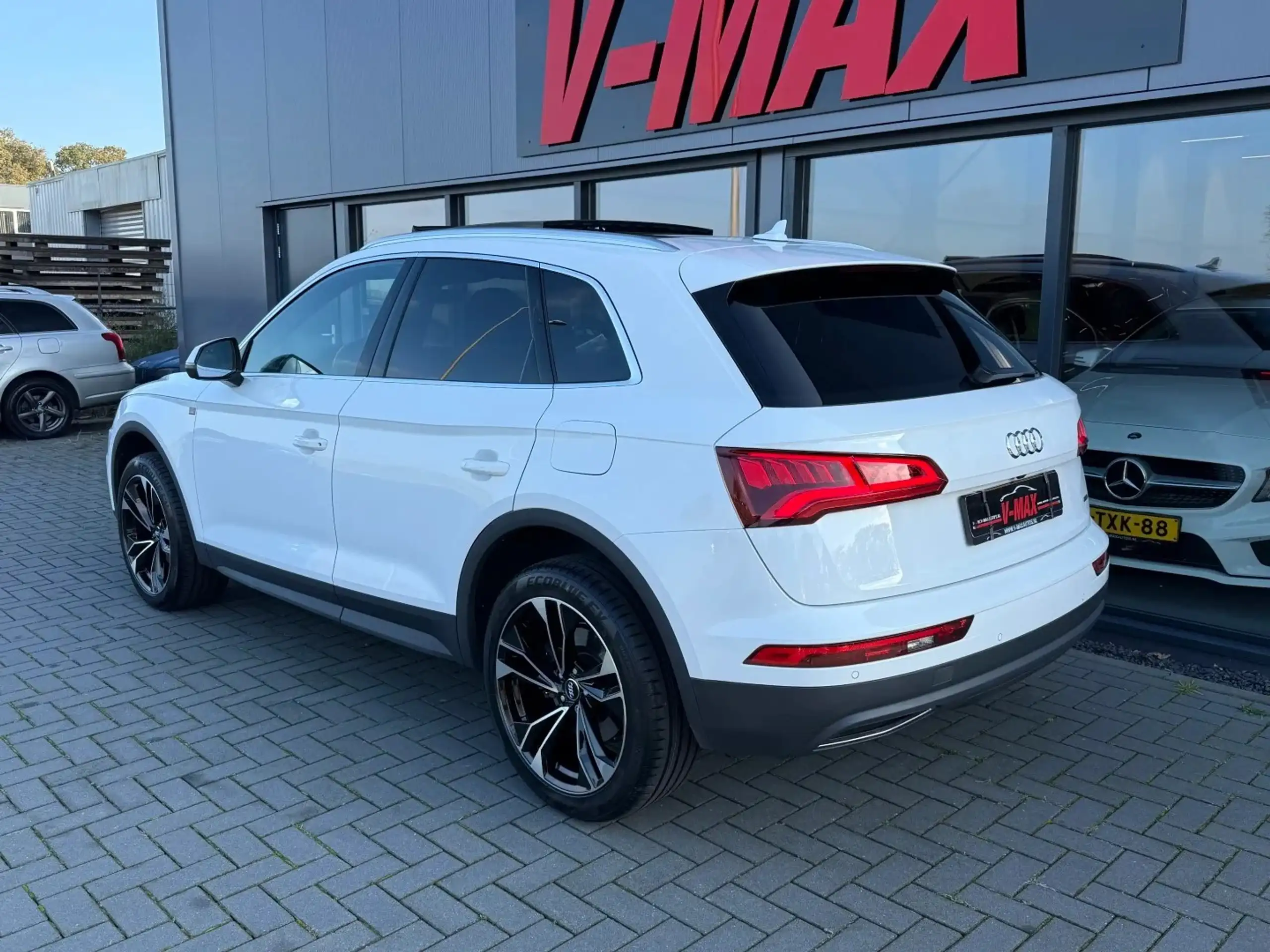 Audi - Q5