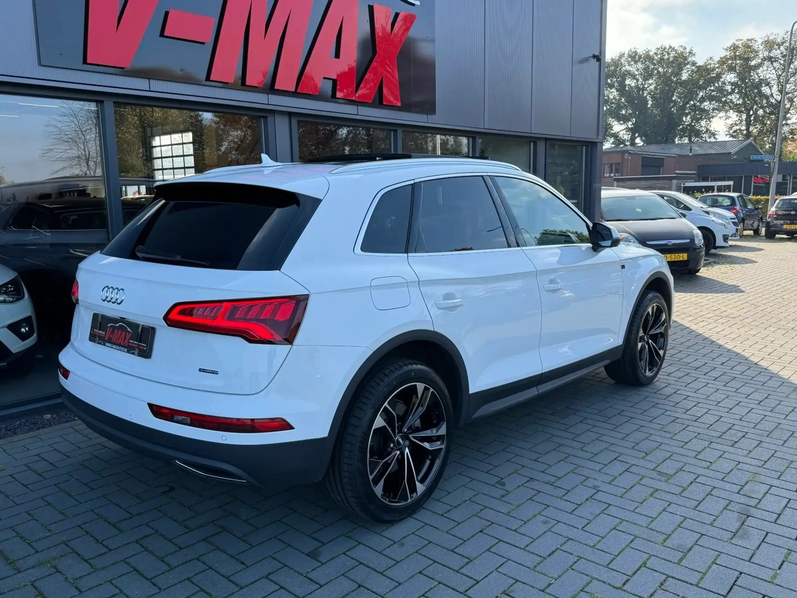 Audi - Q5