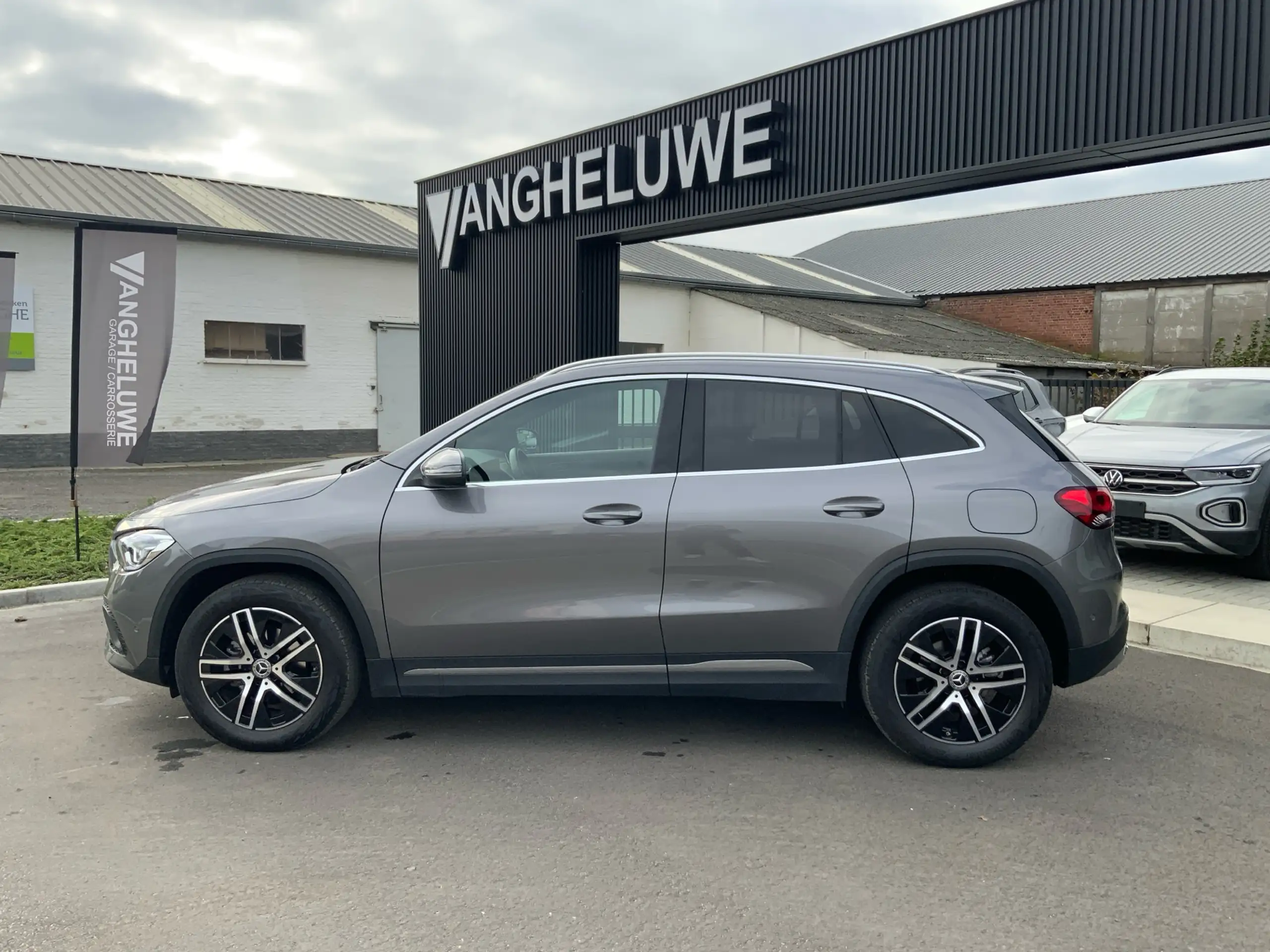 Mercedes-Benz GLA 180 2023