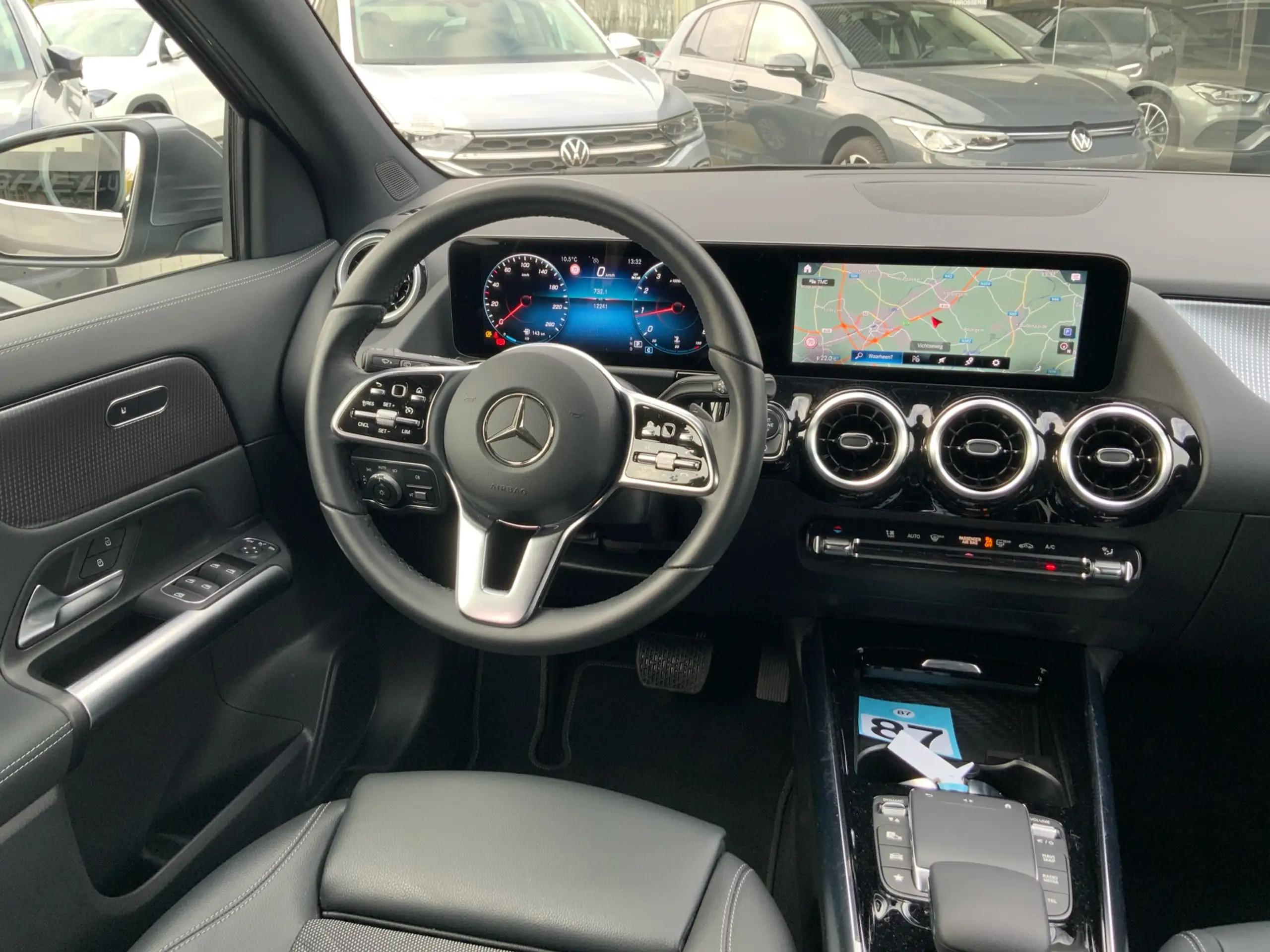 Mercedes-Benz - GLA 180