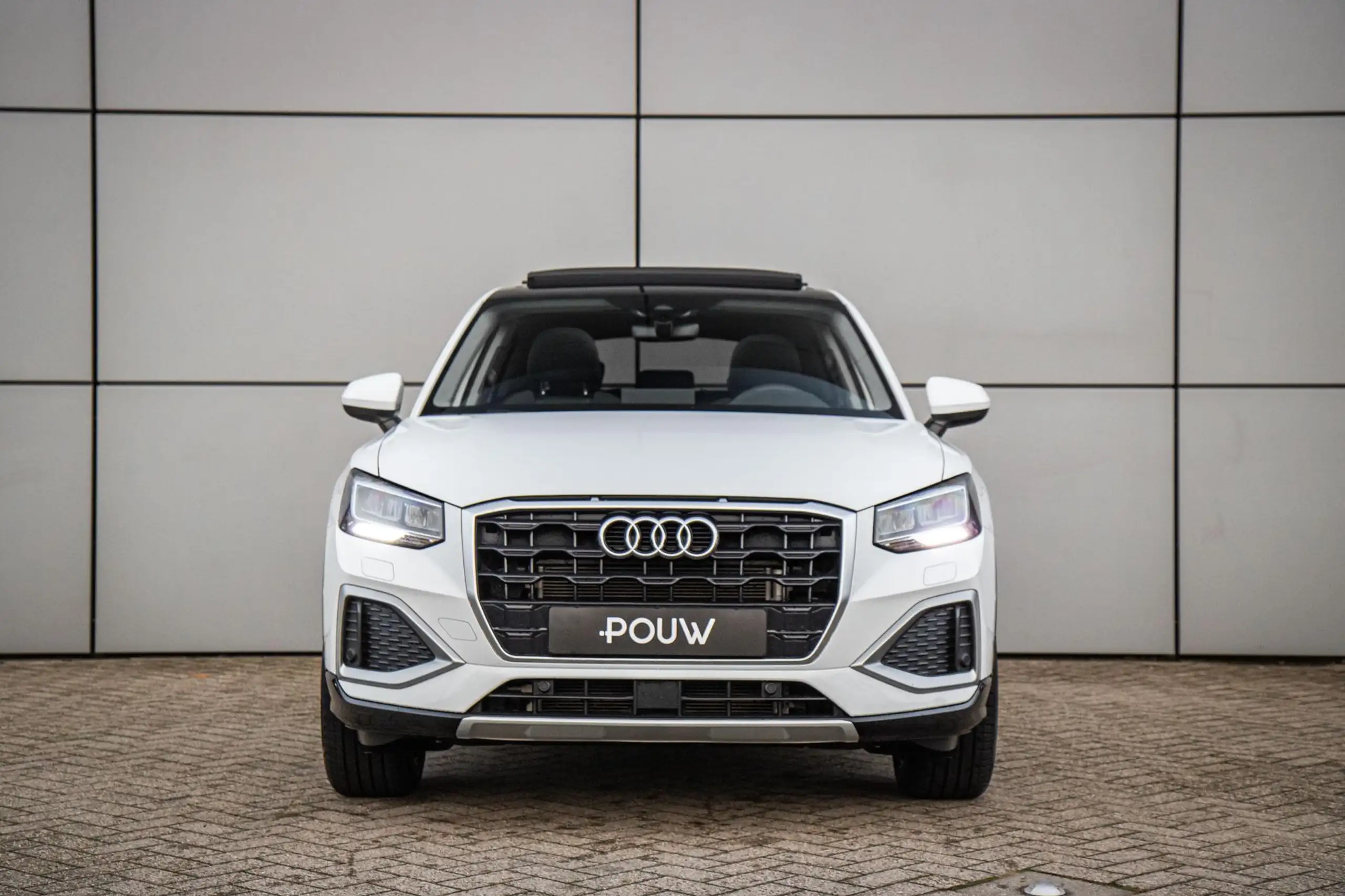 Audi - Q2