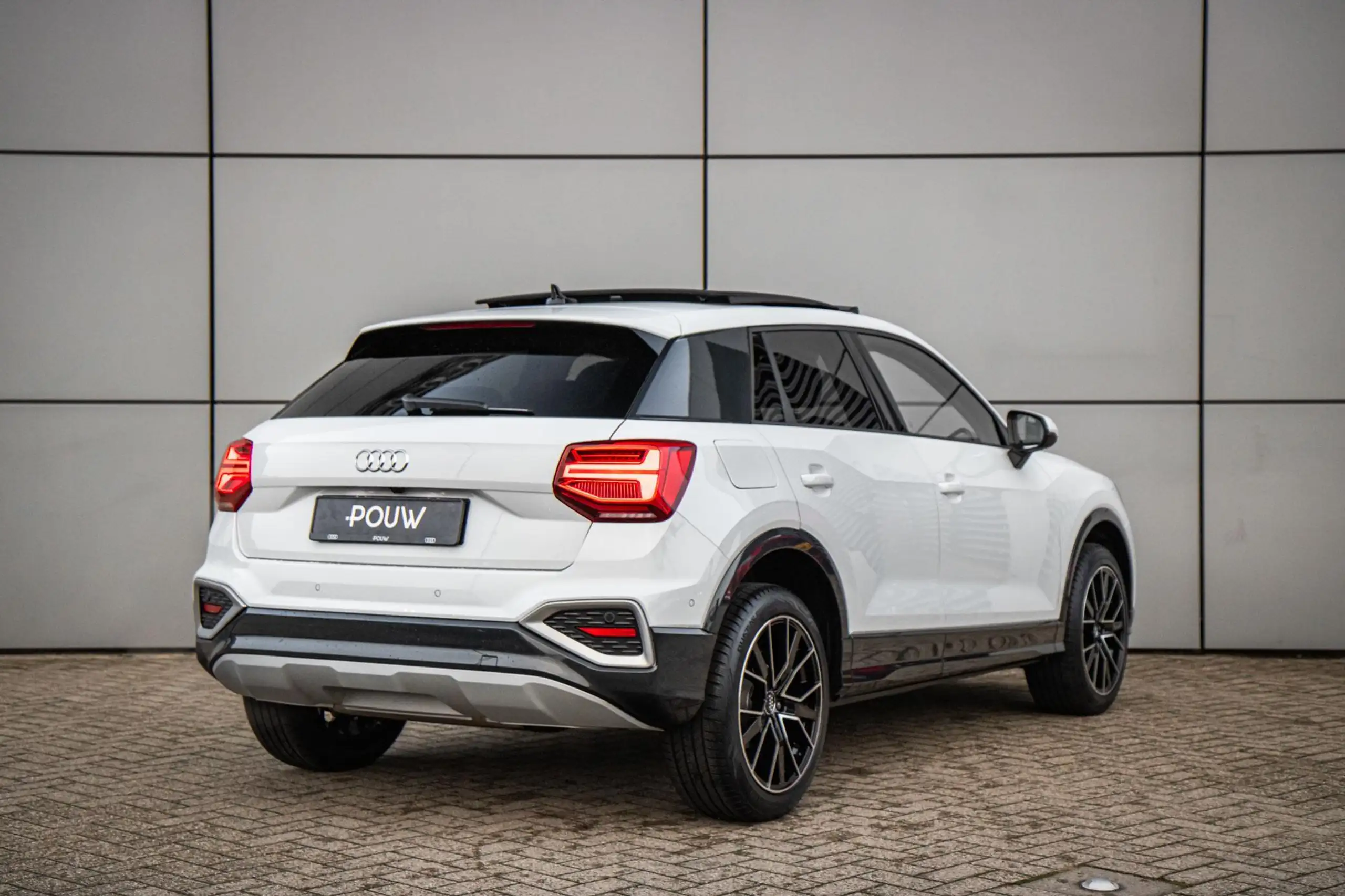 Audi - Q2