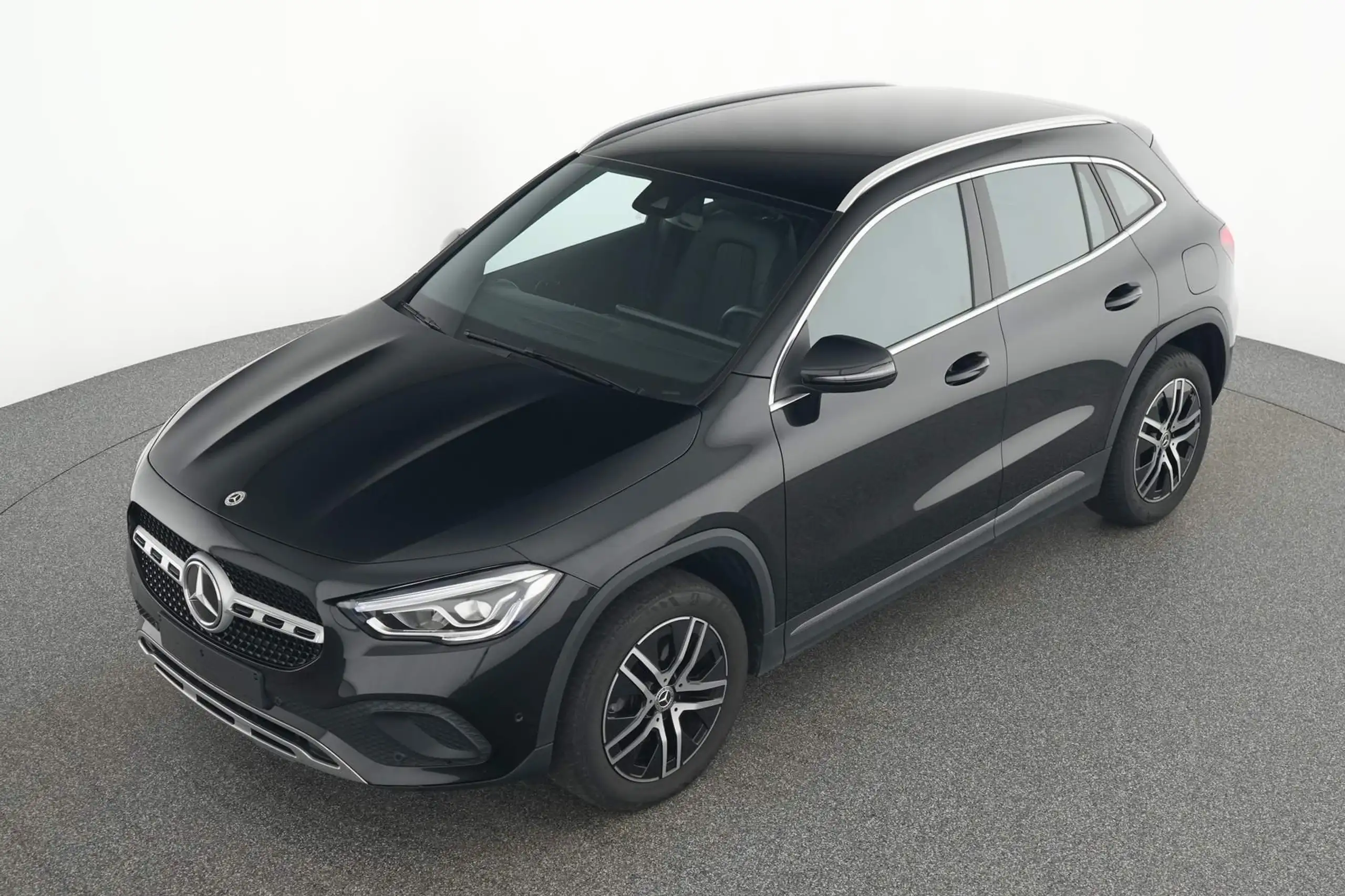 Mercedes-Benz - GLA 180