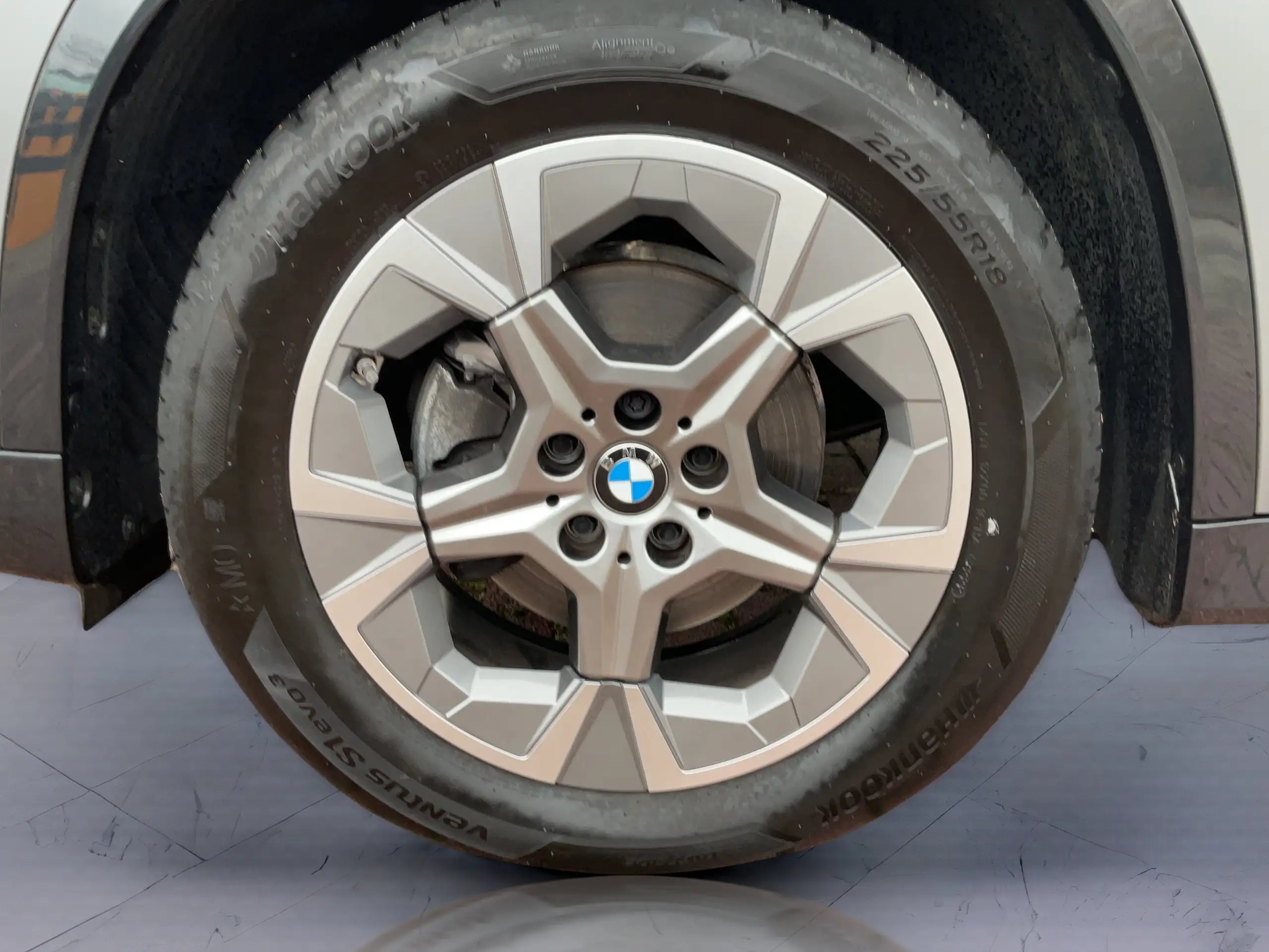 BMW - X1