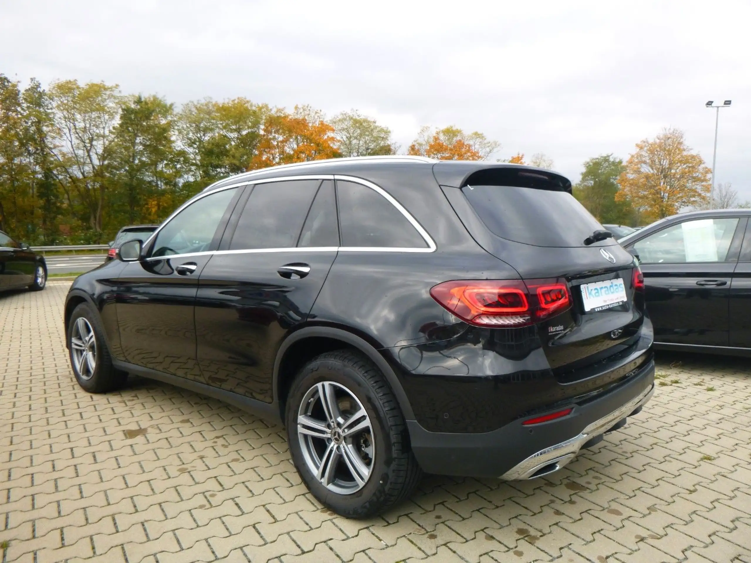 Mercedes-Benz - GLC 220