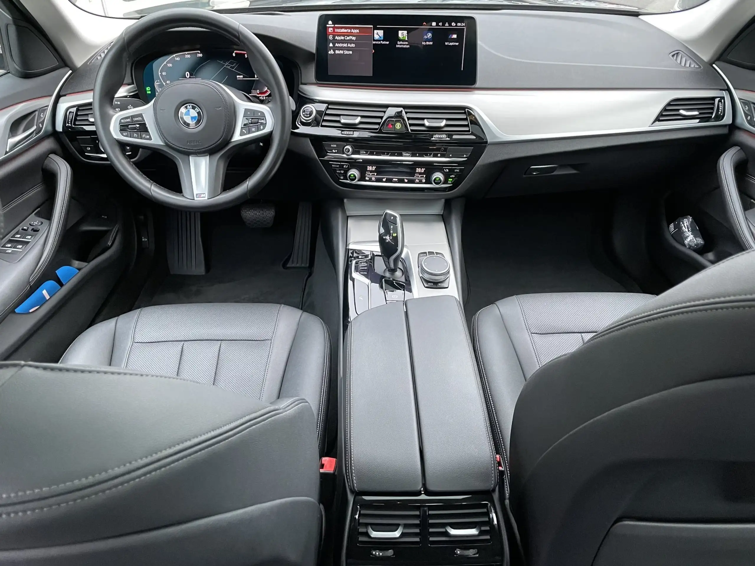 BMW - 520