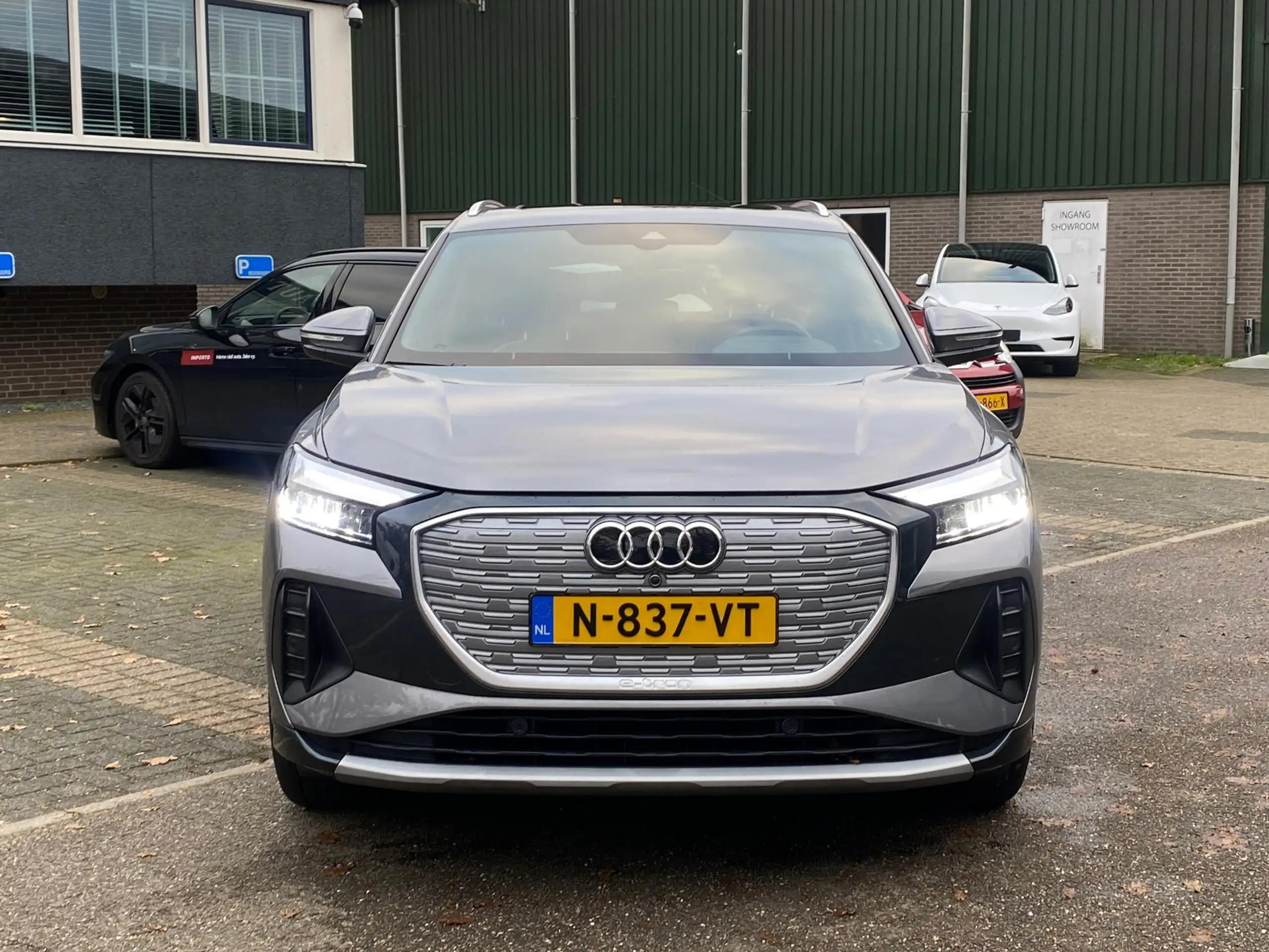 Audi - Q4 e-tron