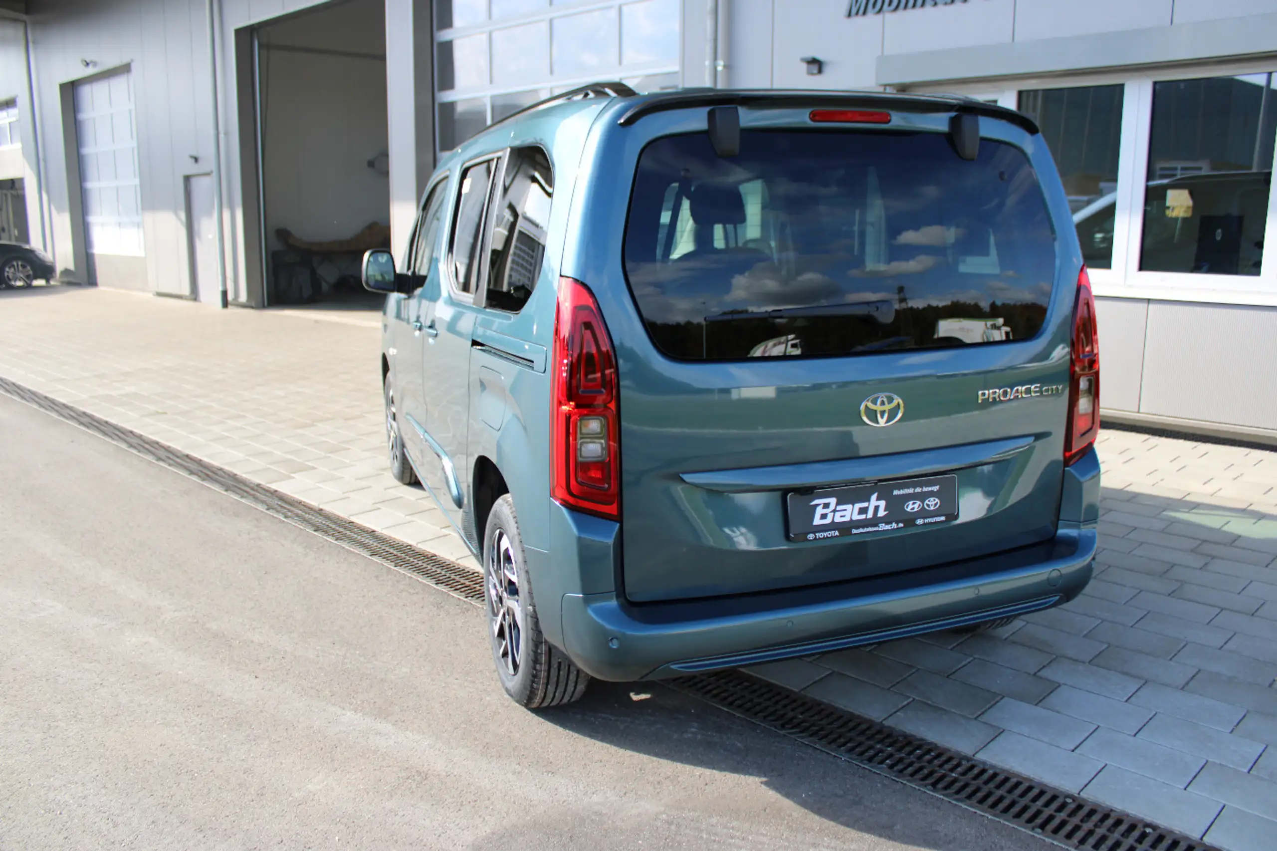 Toyota - Proace