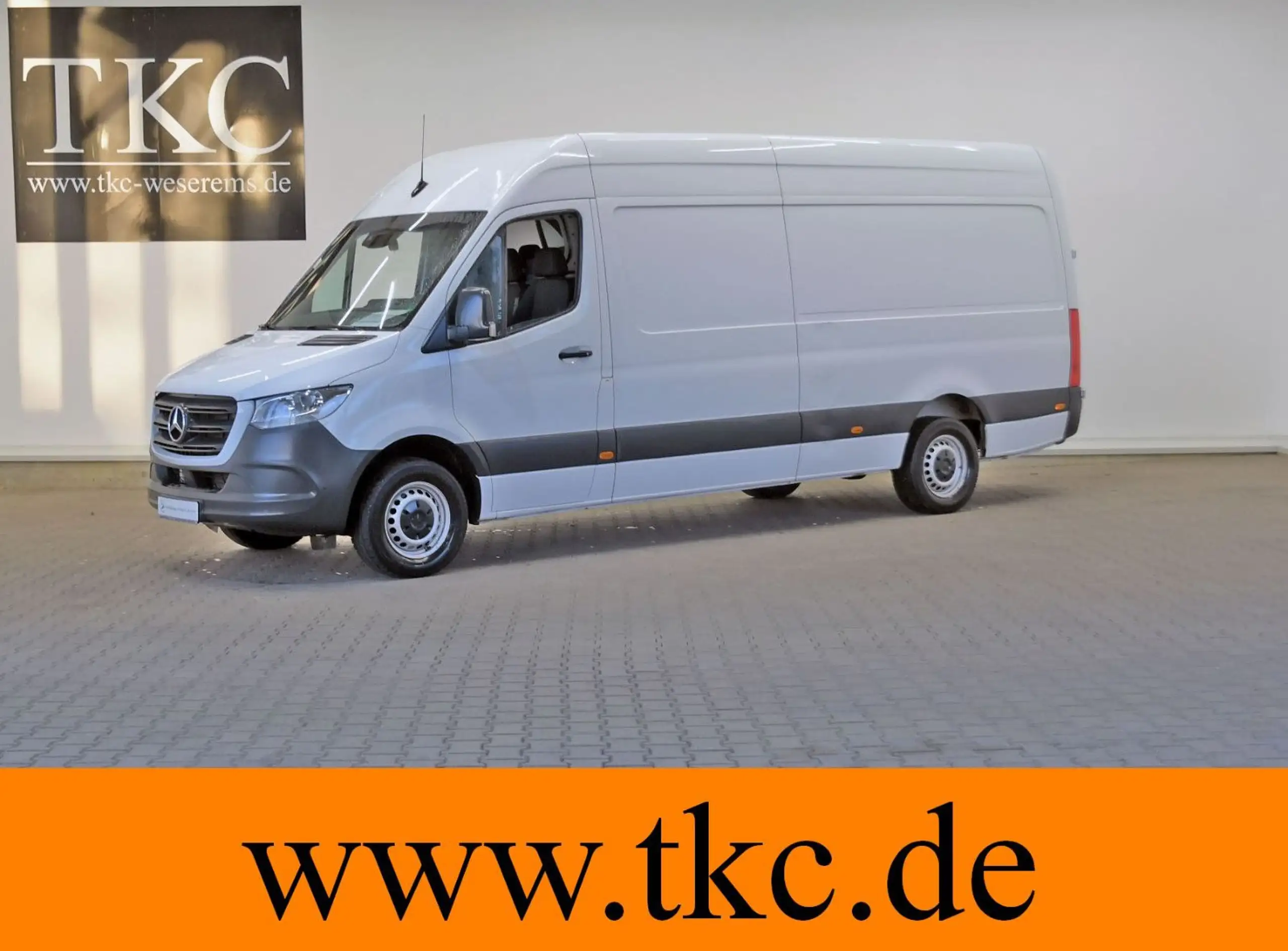 Mercedes-Benz - Sprinter