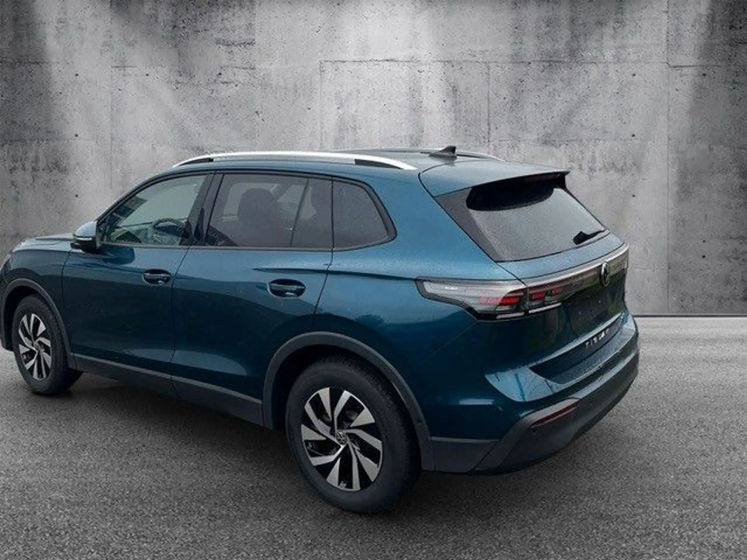 Volkswagen - Tiguan