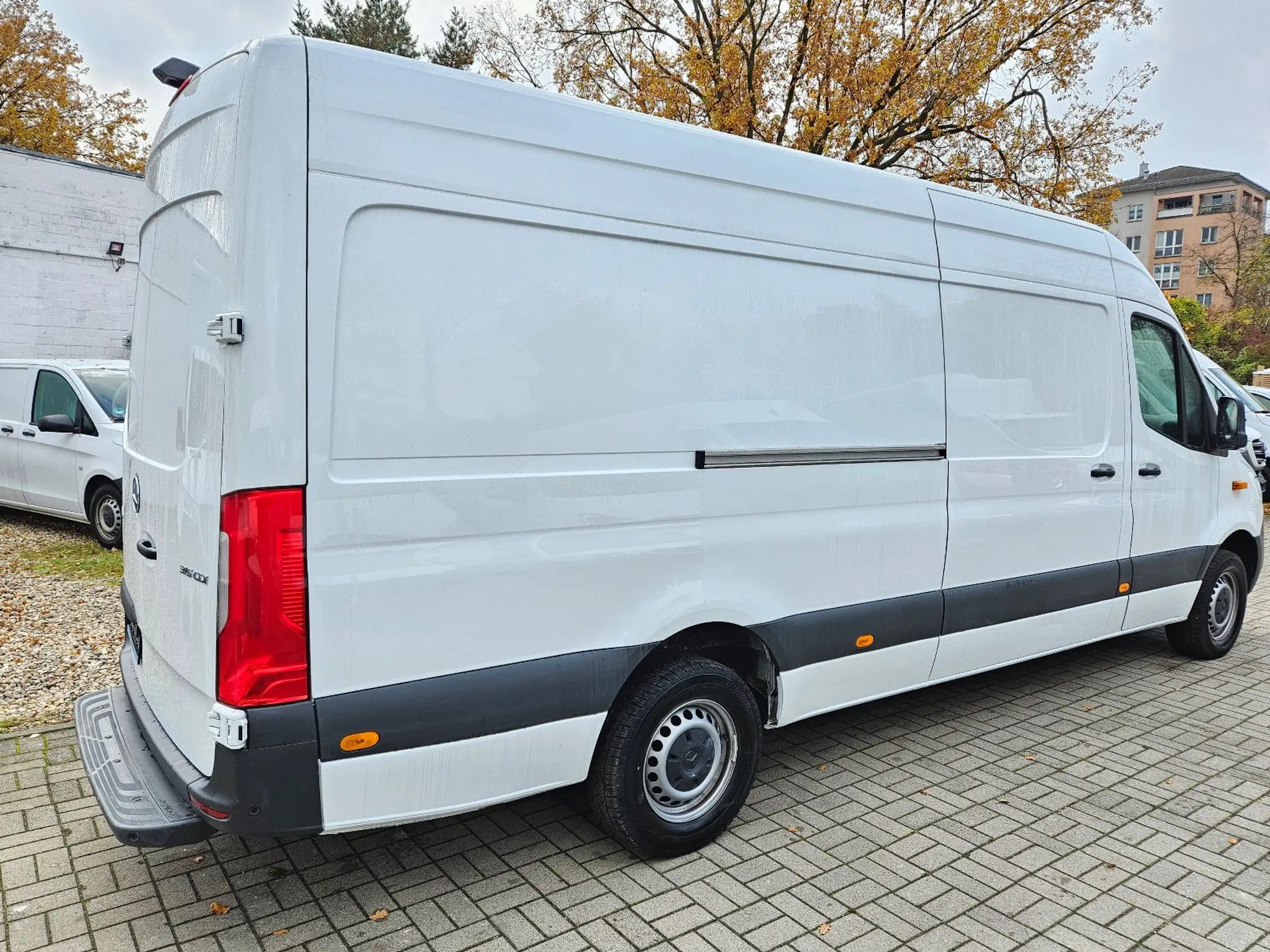 Mercedes-Benz - Sprinter