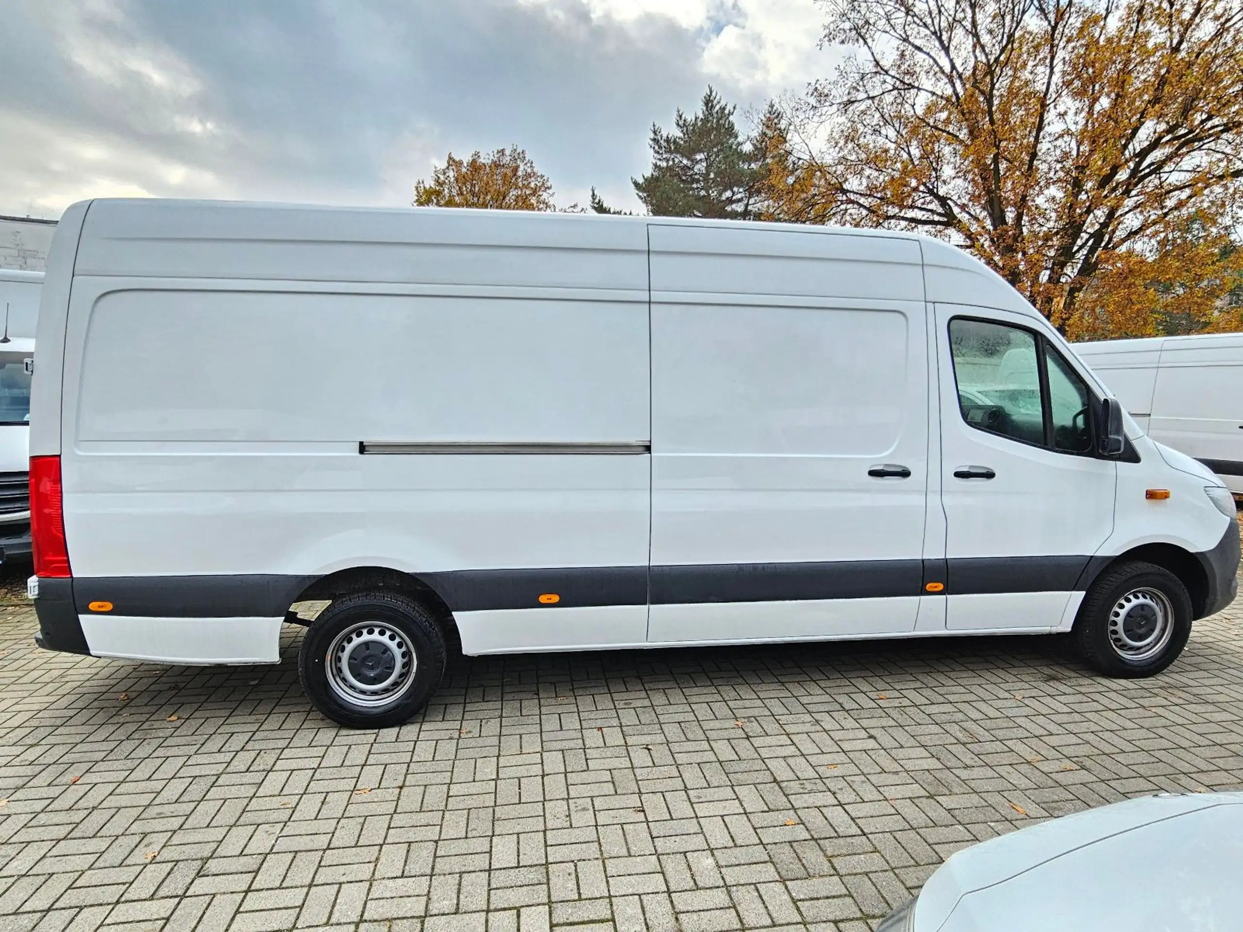 Mercedes-Benz - Sprinter