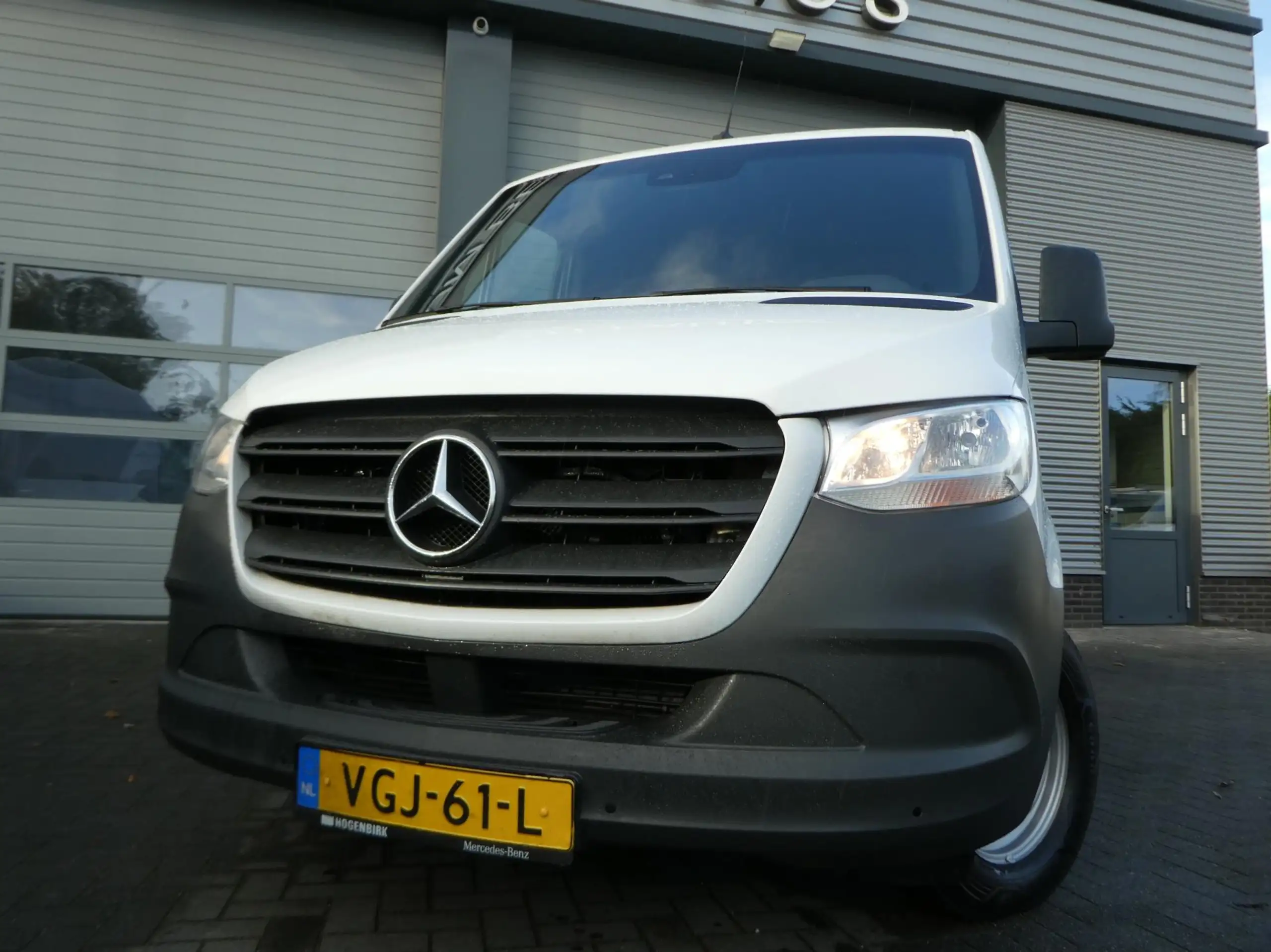 Mercedes-Benz - Sprinter