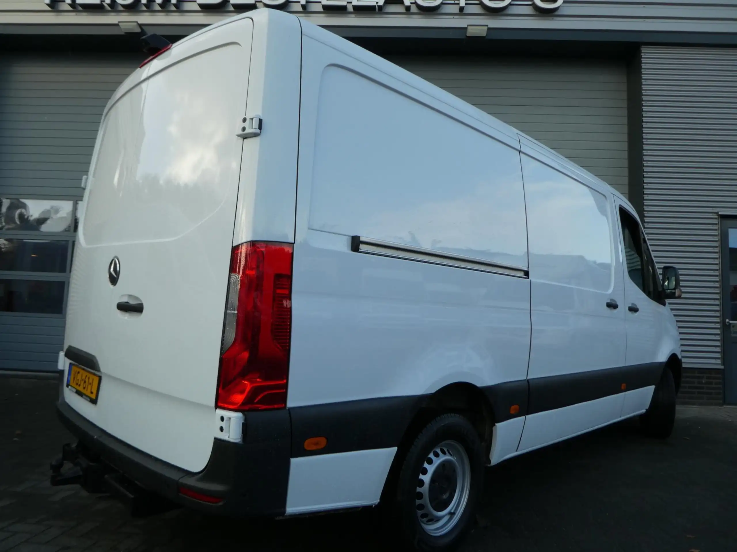 Mercedes-Benz - Sprinter