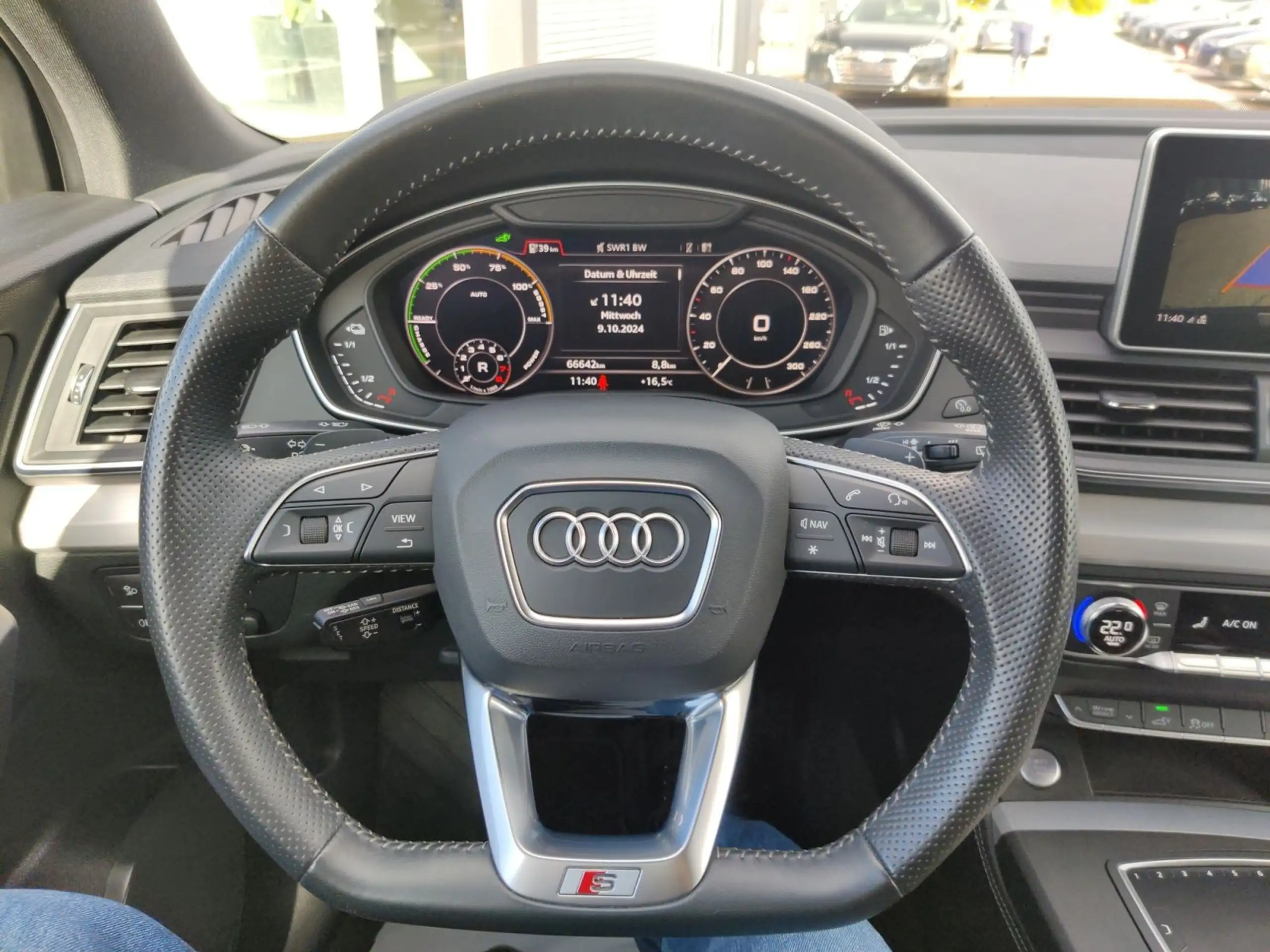 Audi - Q5