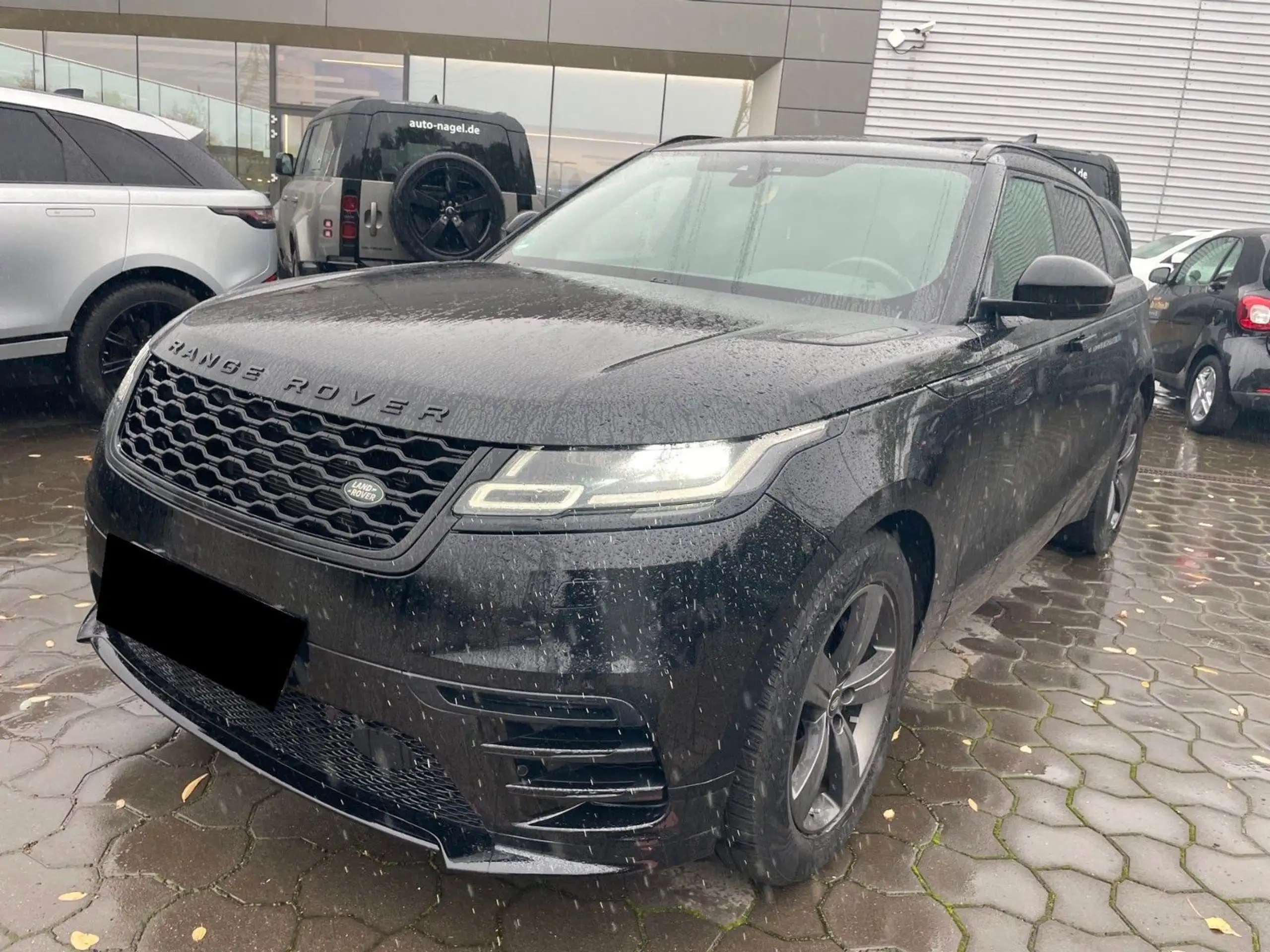 Land Rover - Range Rover Velar