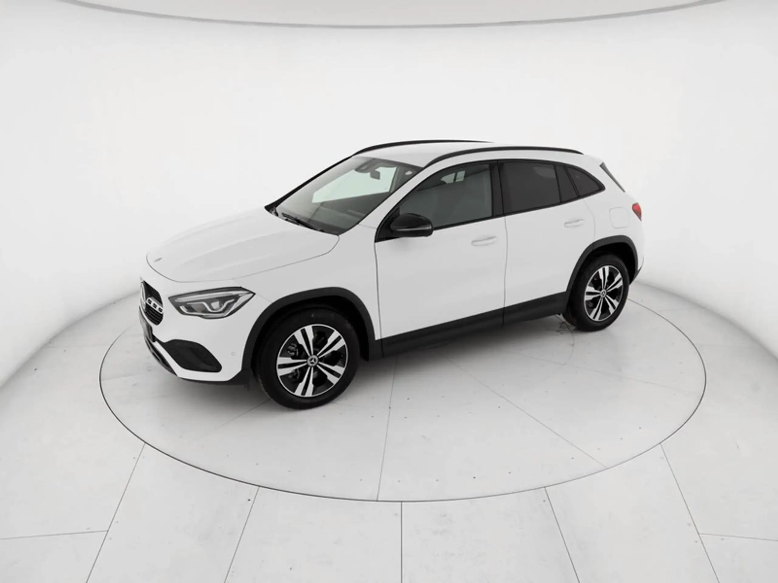 Mercedes-Benz GLA 220 2020