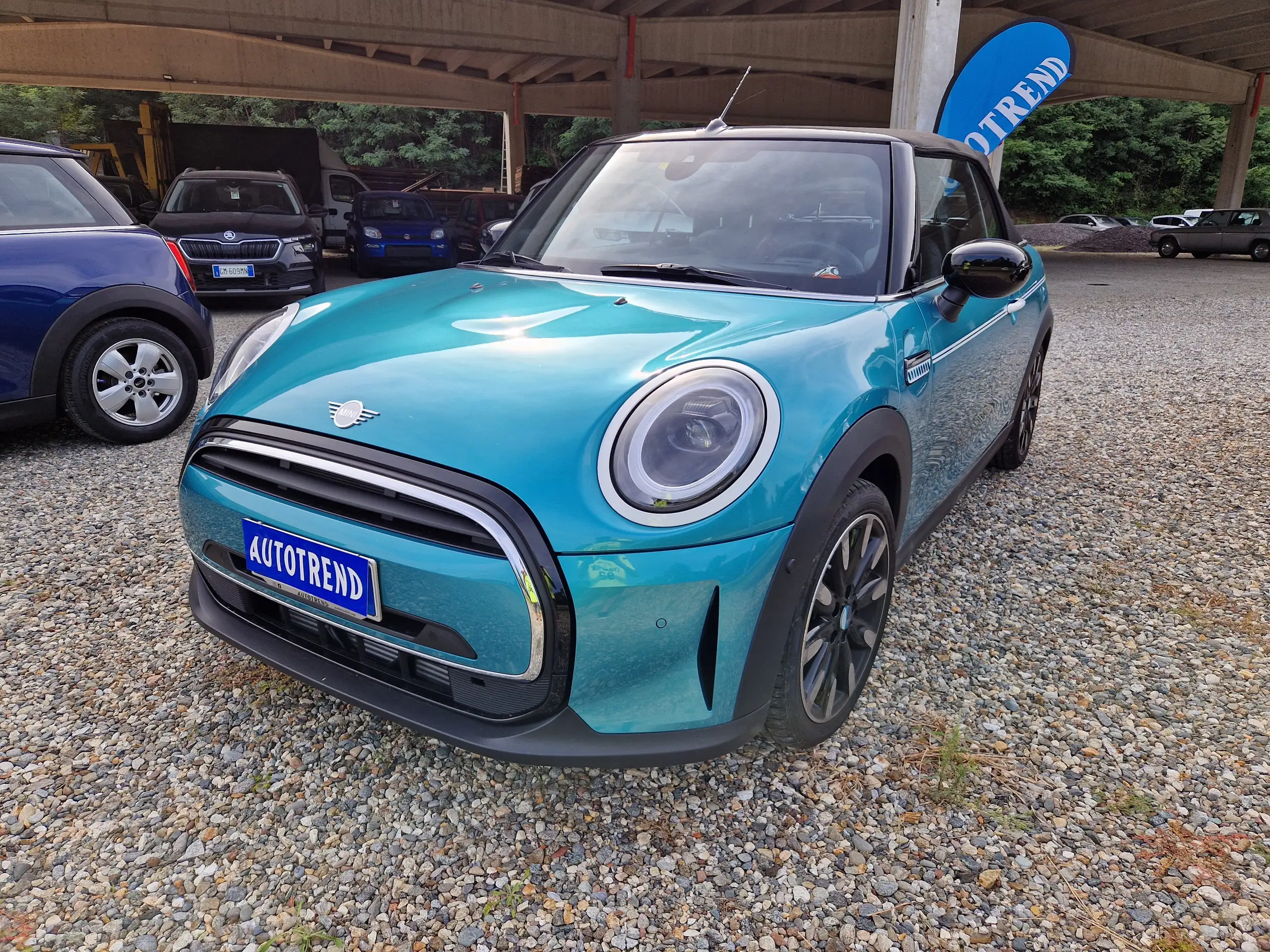 MINI - Cooper Cabrio