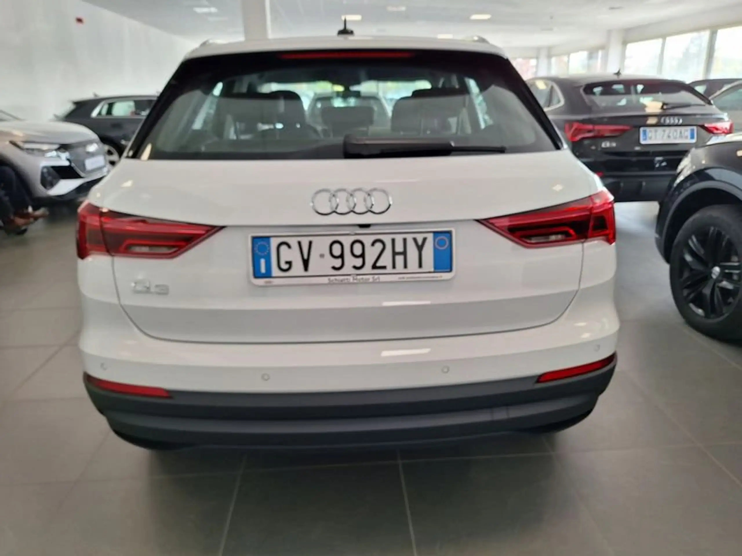 Audi - Q3