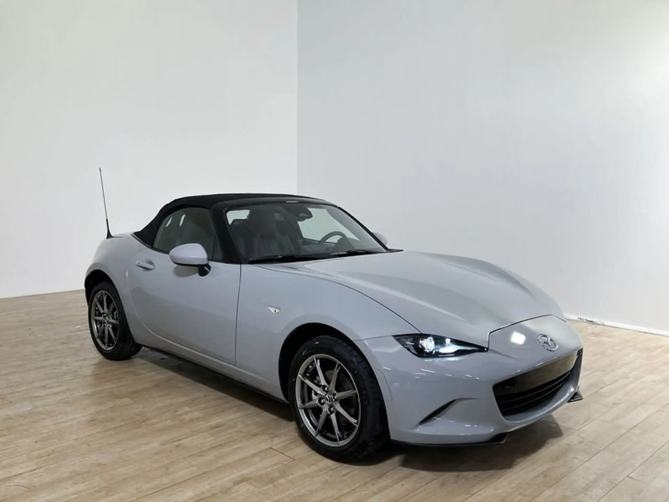 Mazda - MX-5