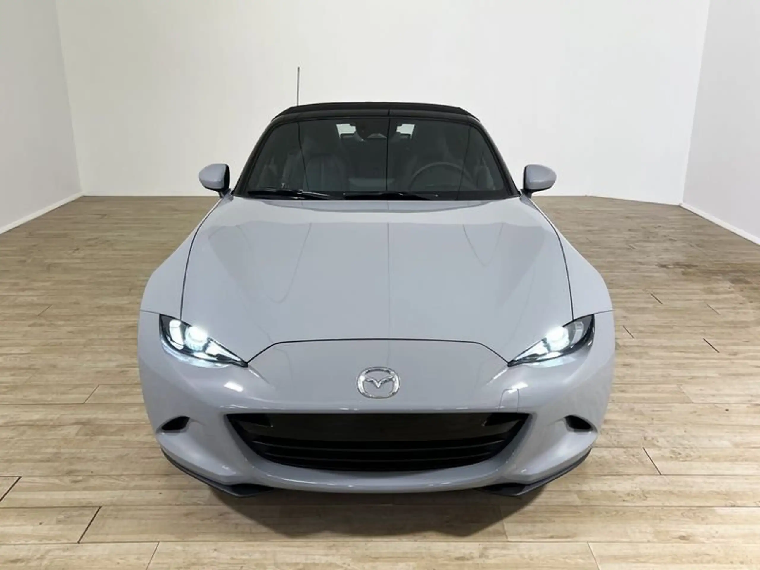 Mazda - MX-5