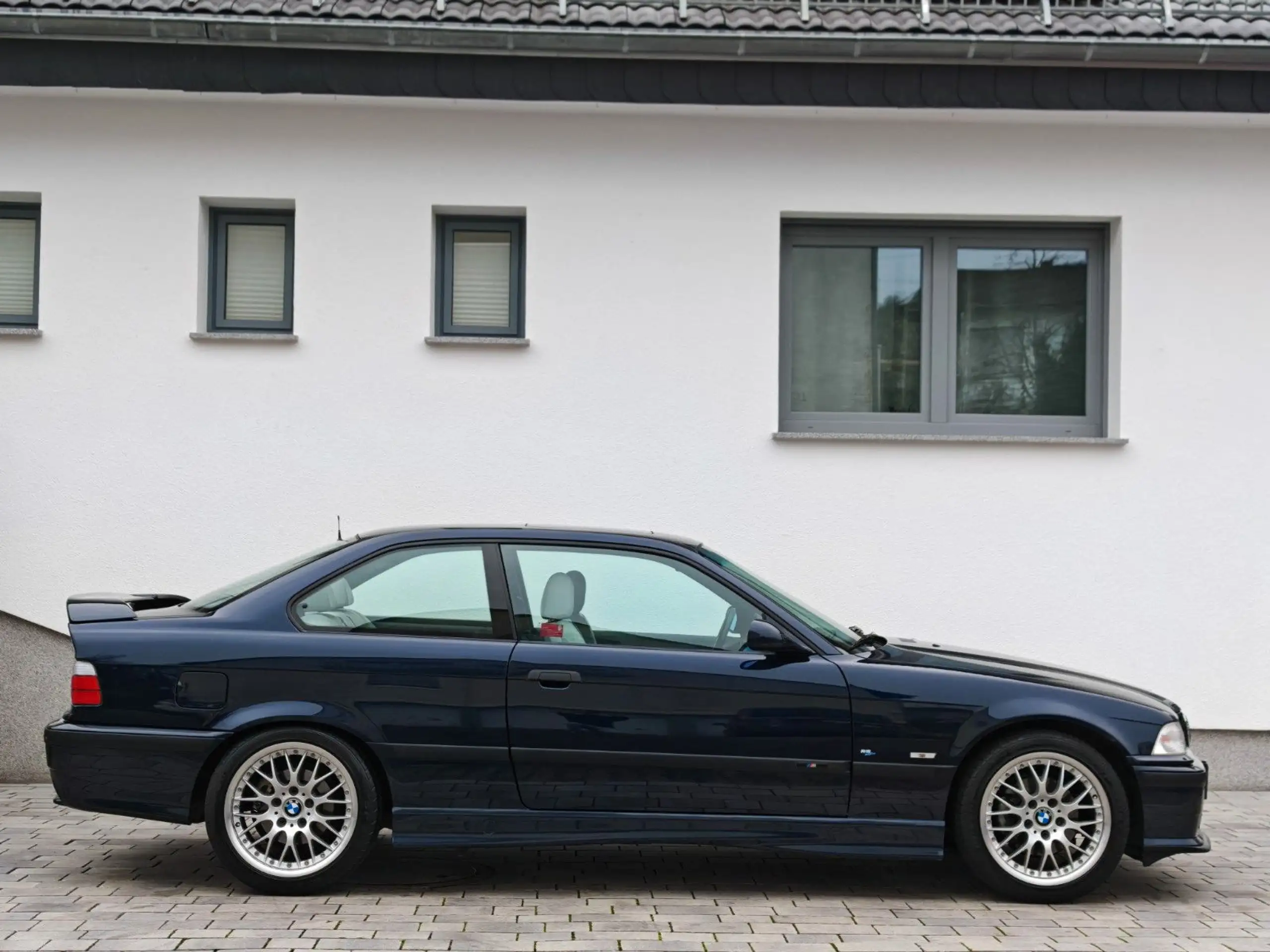 BMW - 328