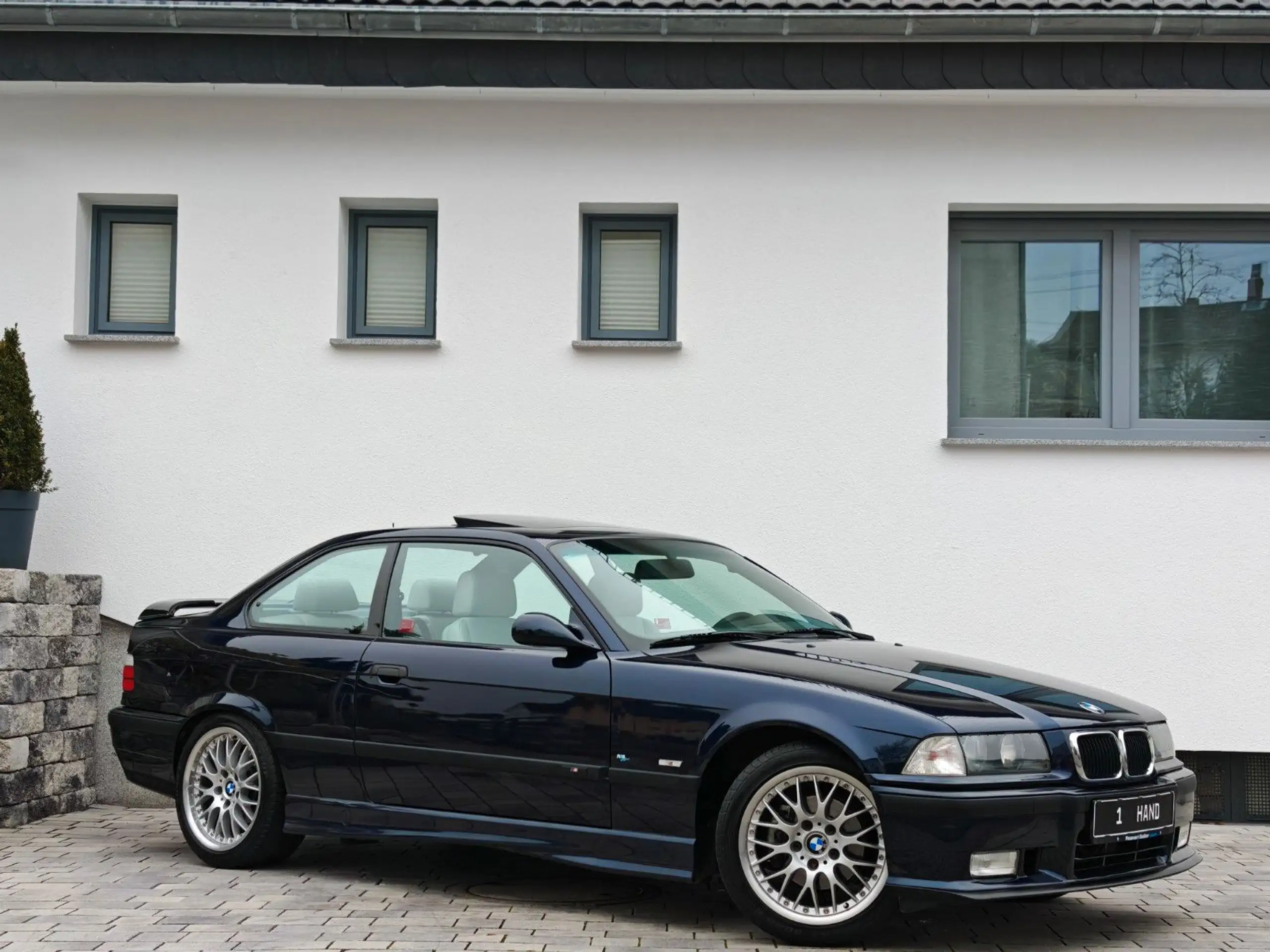 BMW - 328