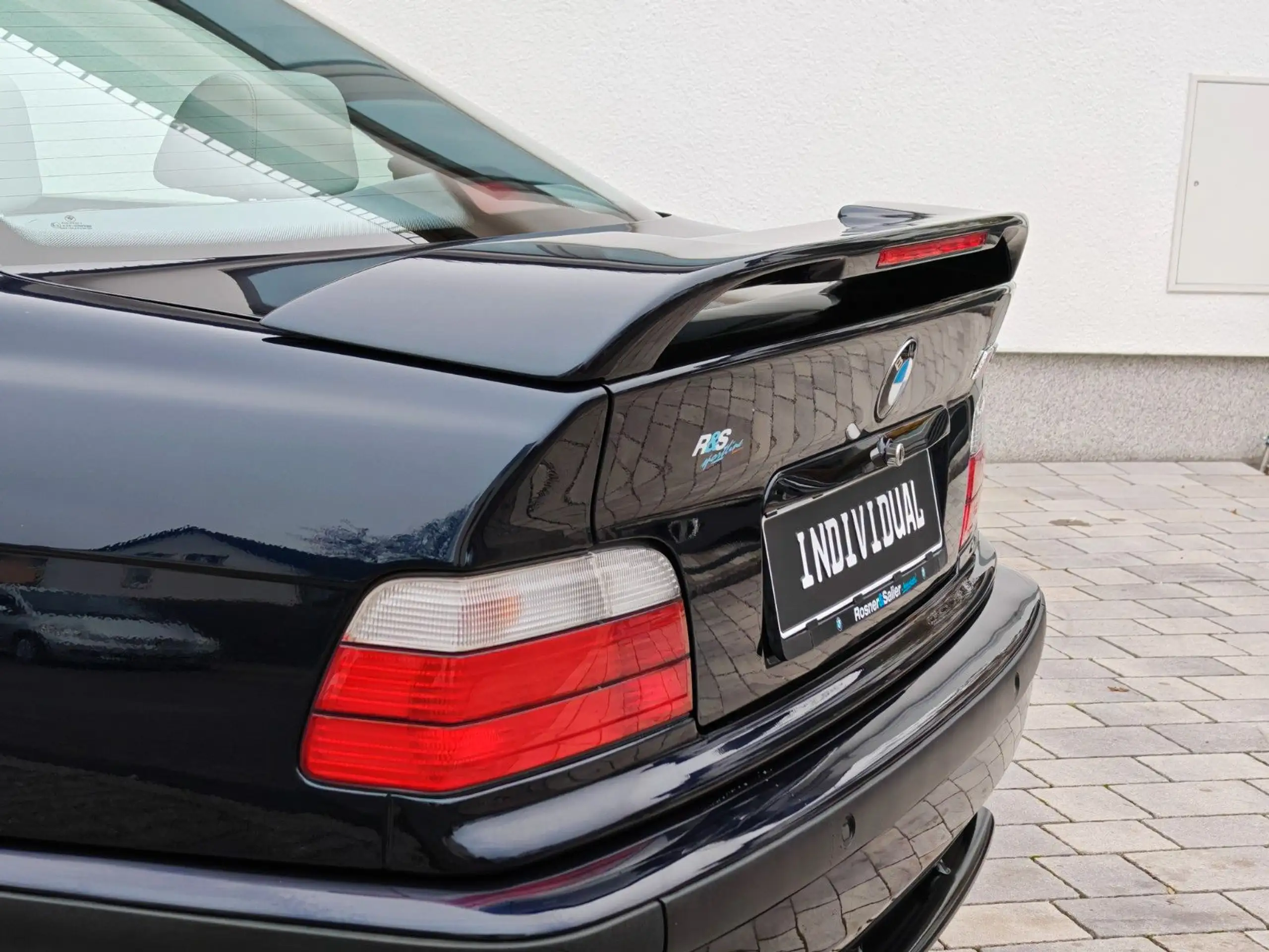 BMW - 328