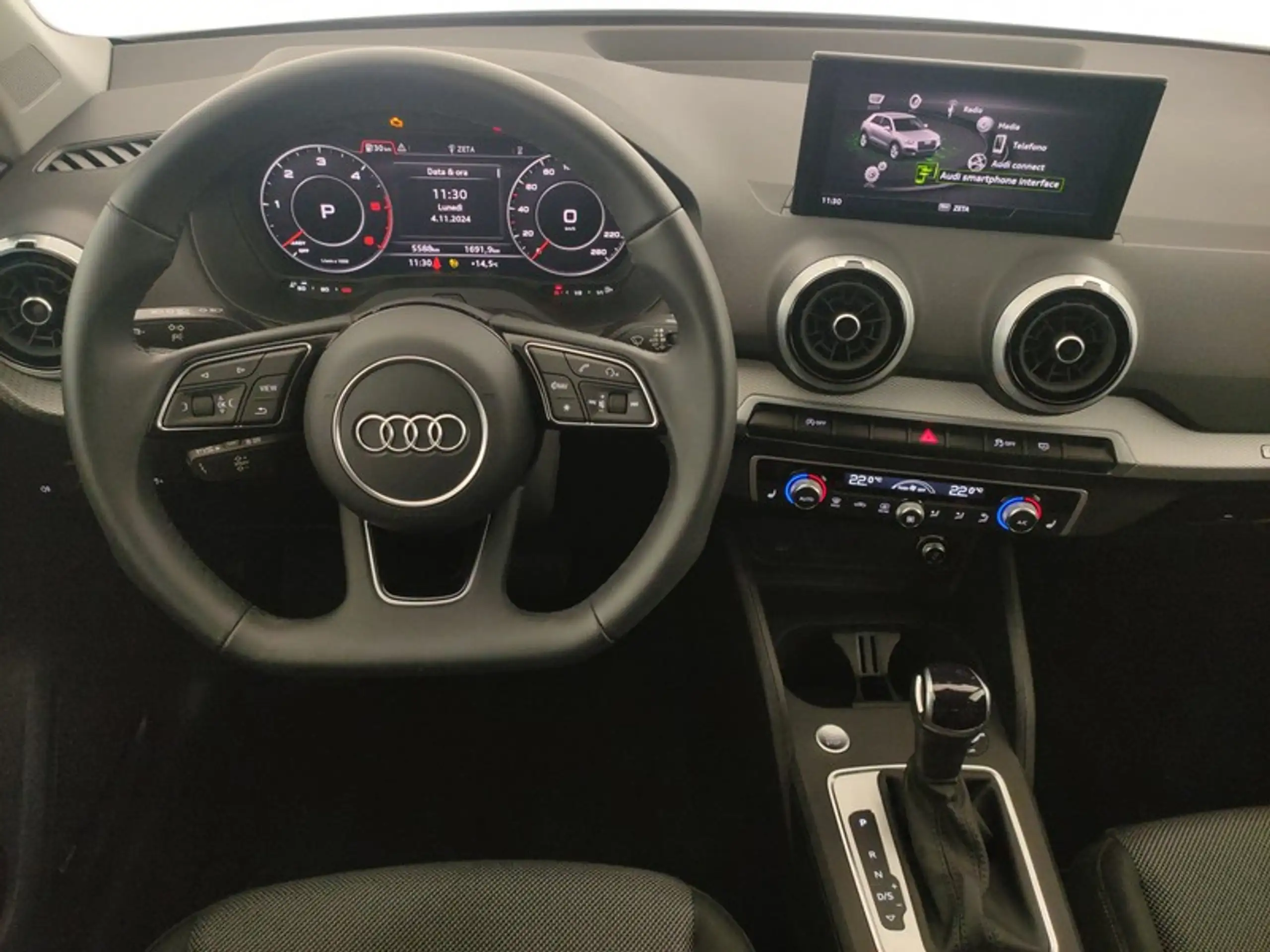 Audi - Q2