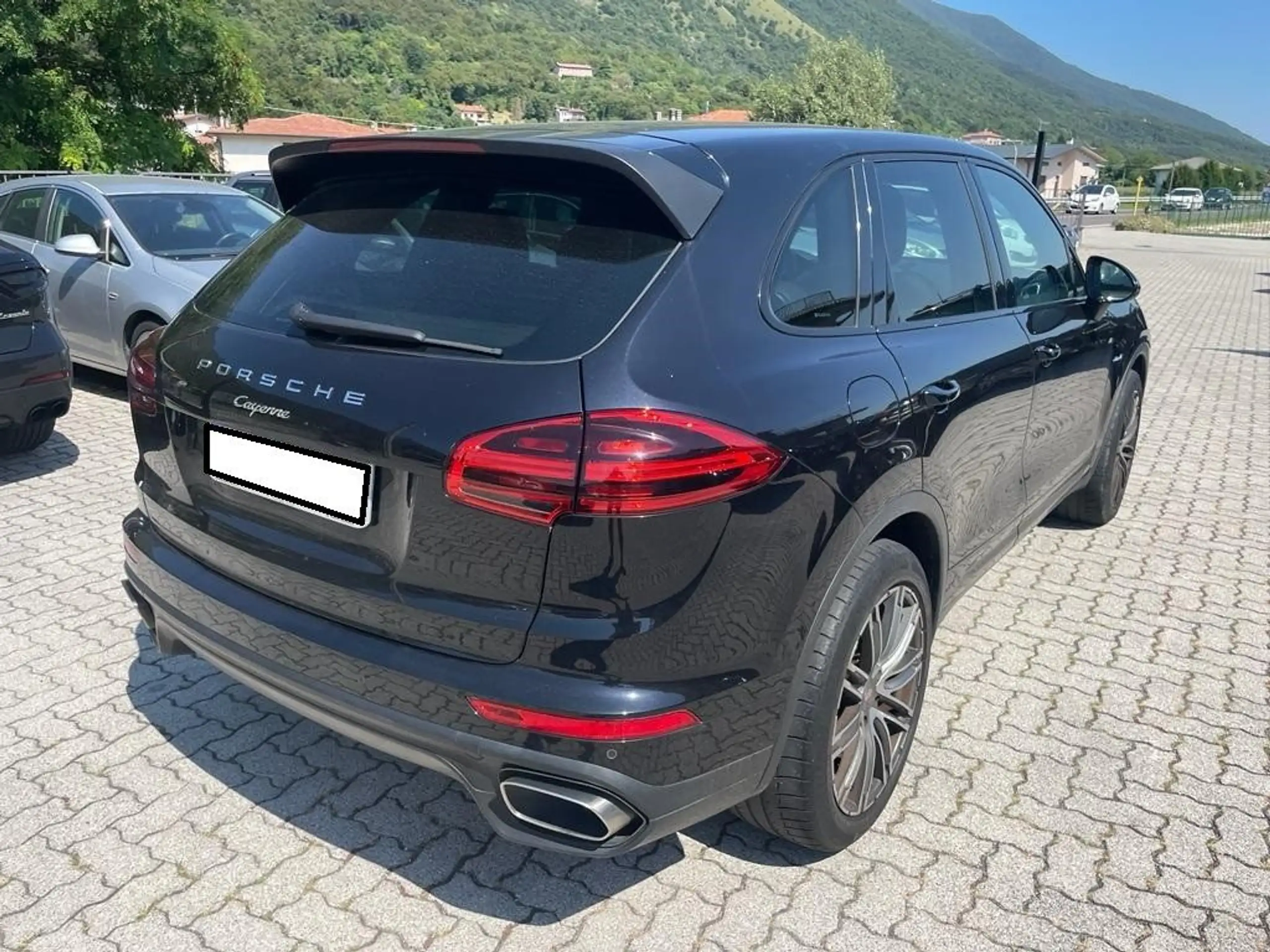 Porsche - Cayenne