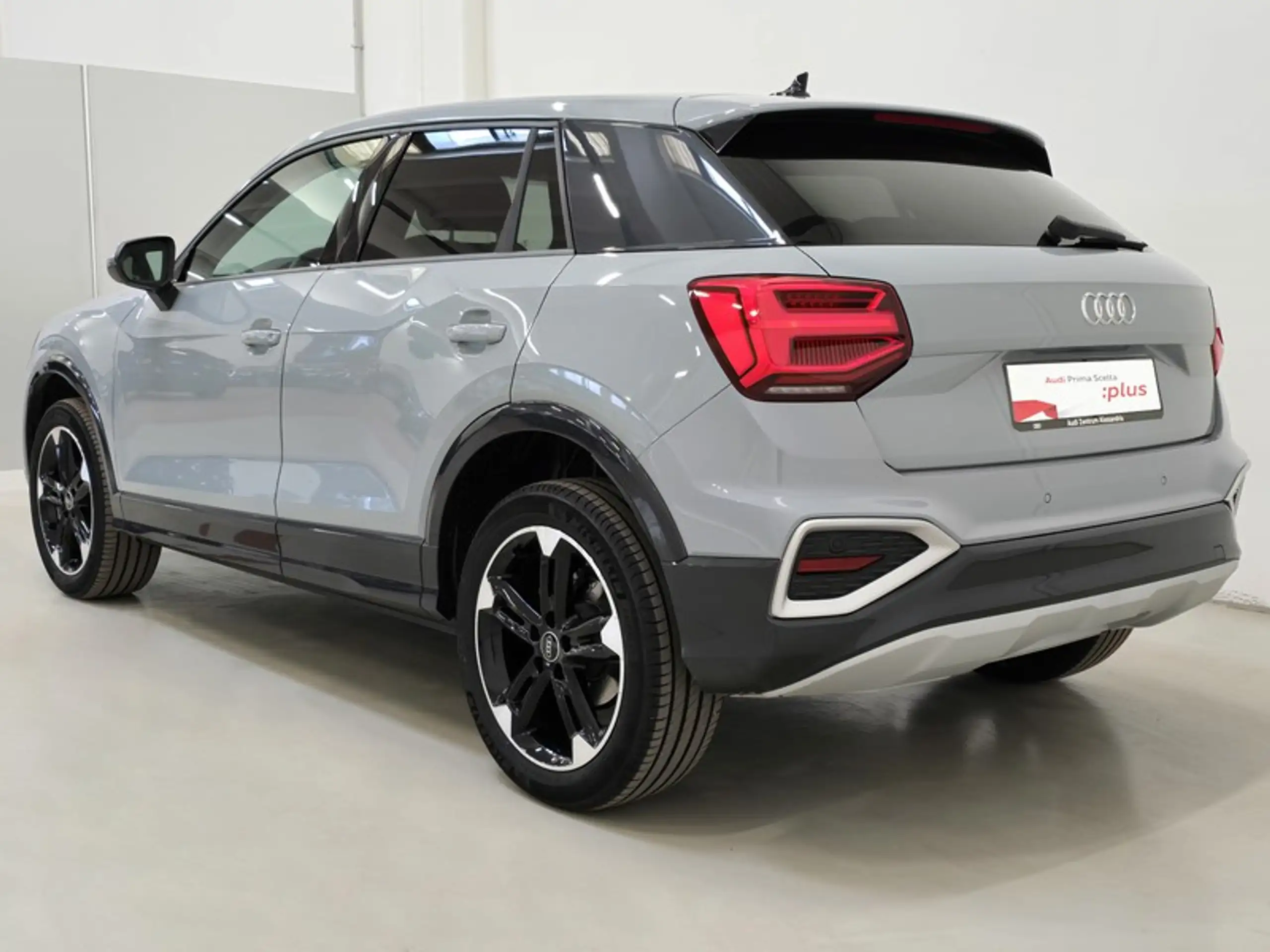 Audi - Q2