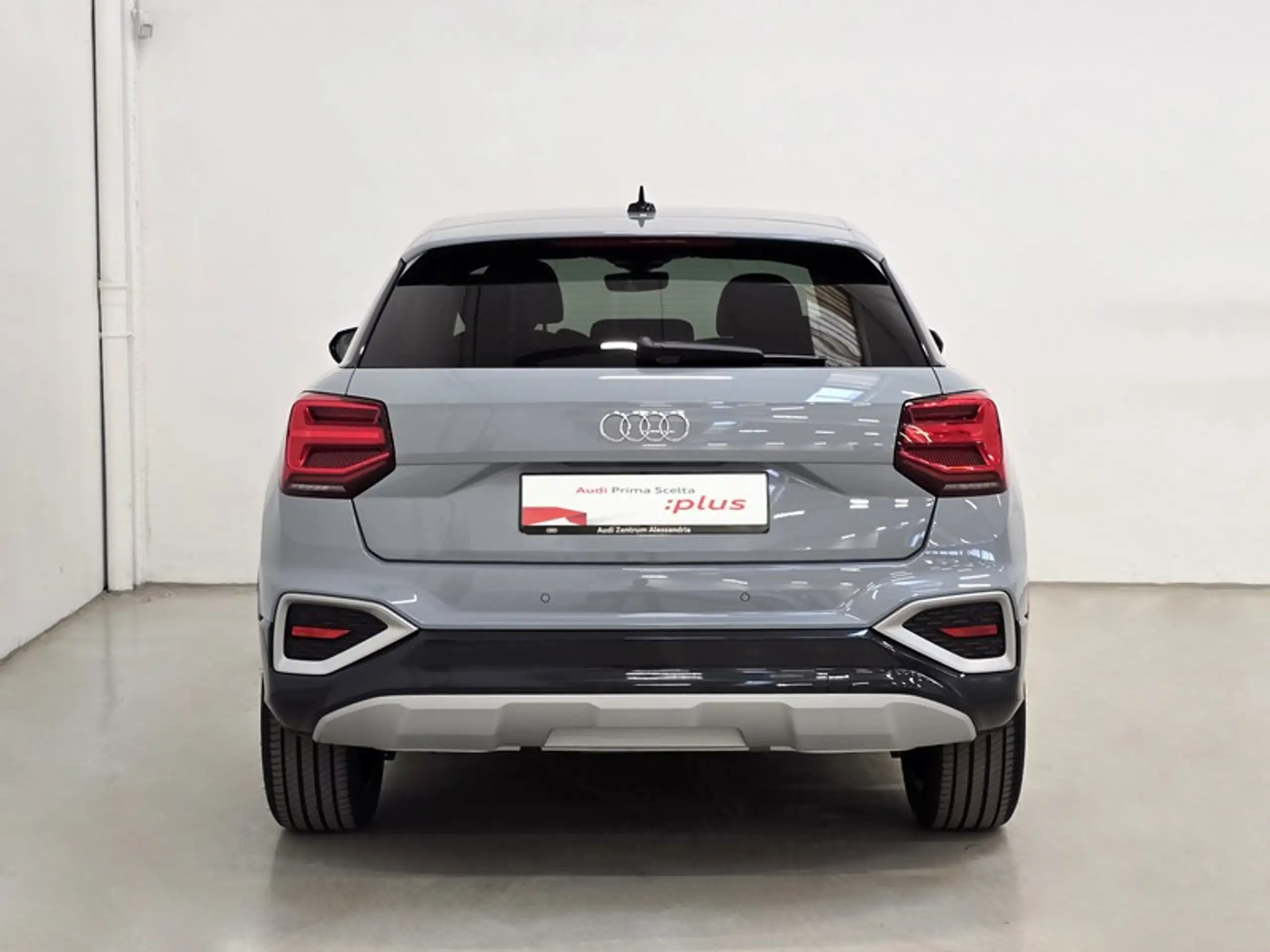 Audi - Q2