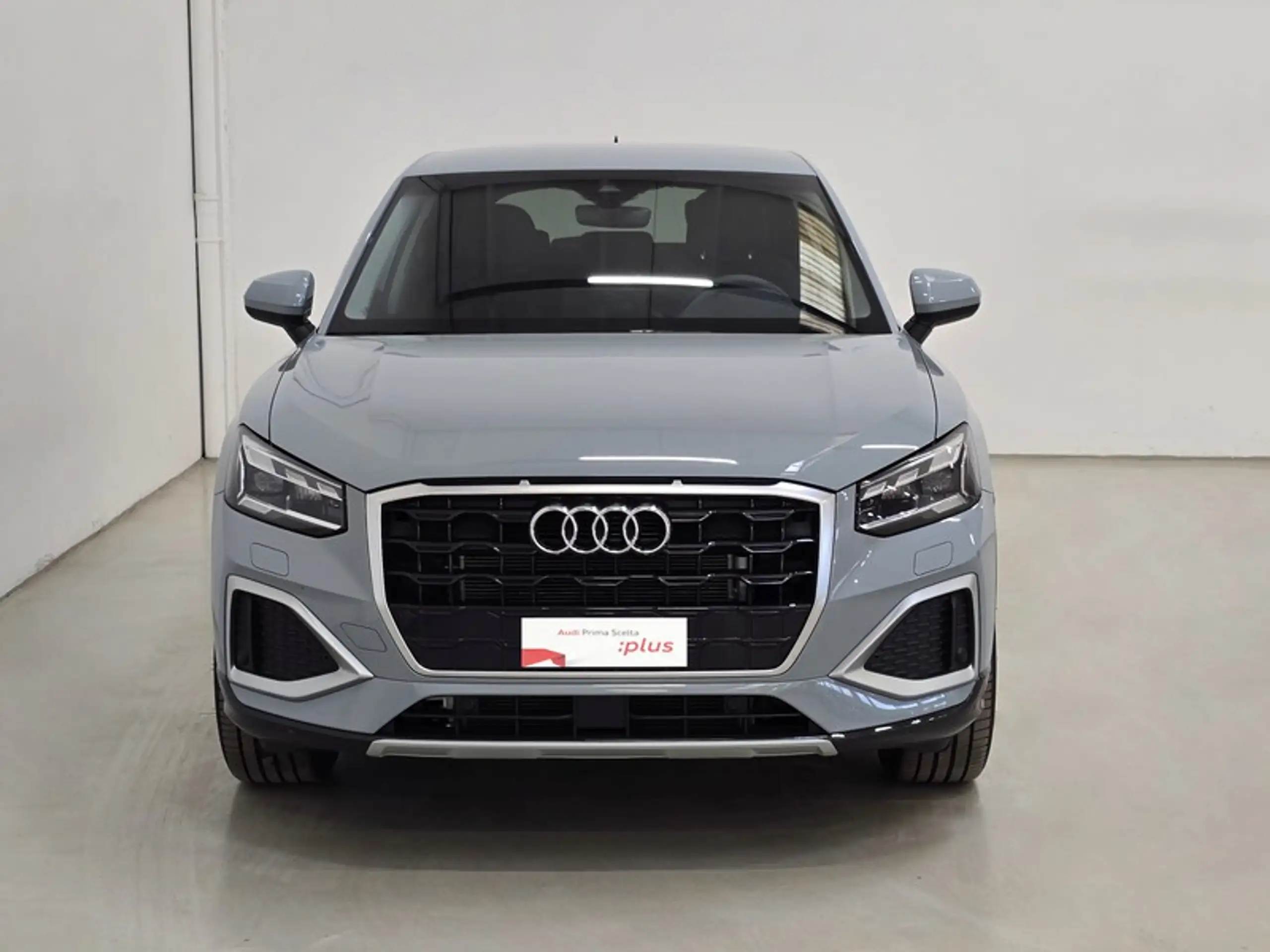 Audi - Q2