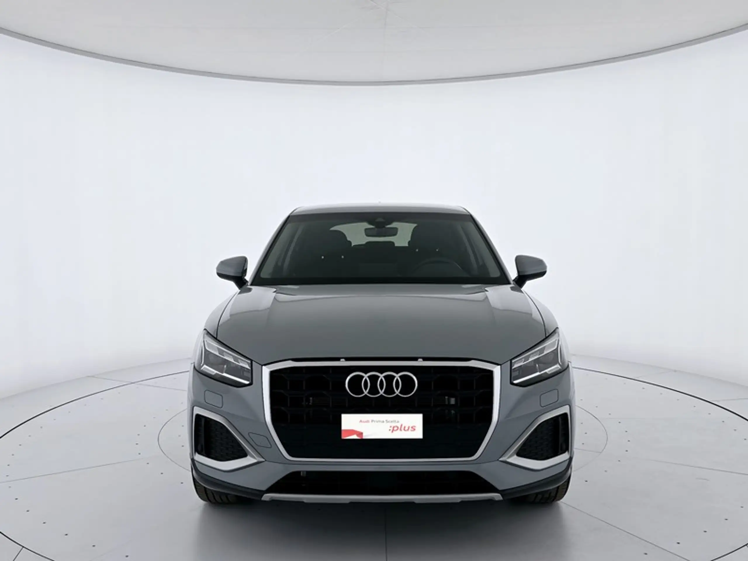 Audi - Q2