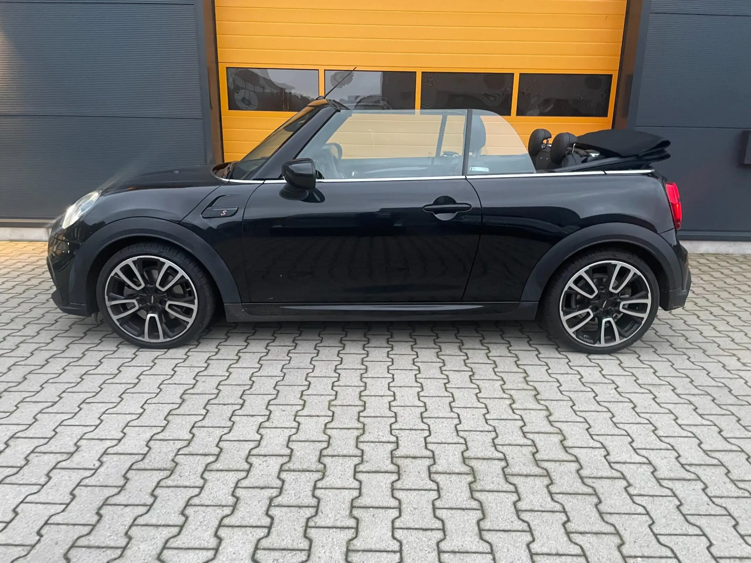 MINI - Cooper S Cabrio