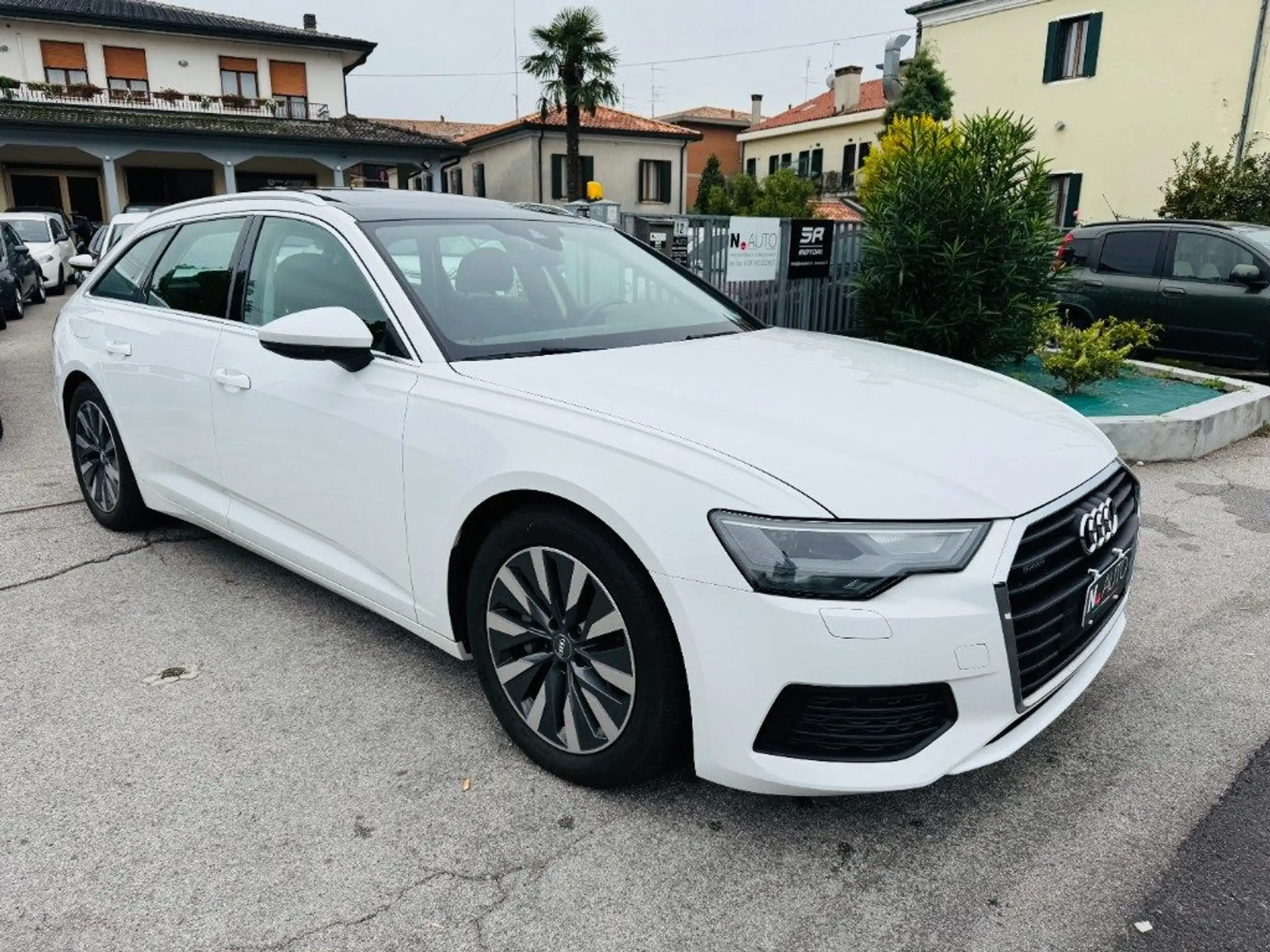 Audi - A6