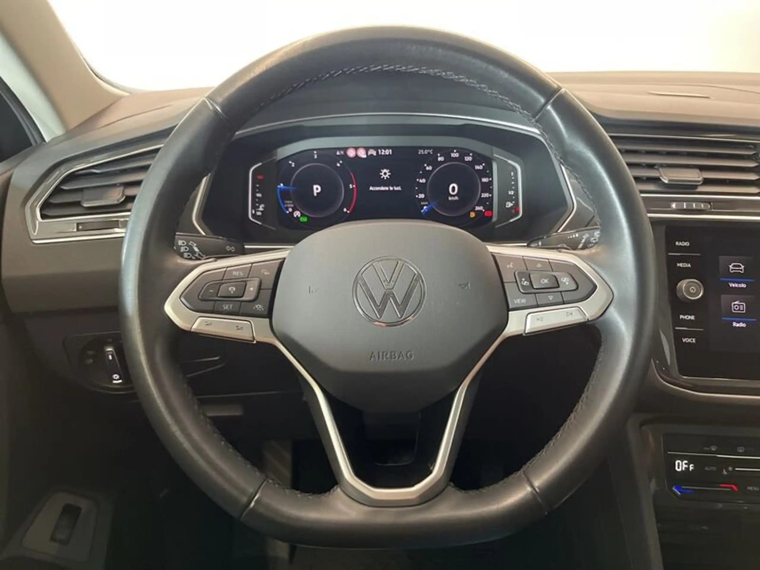 Volkswagen - Tiguan