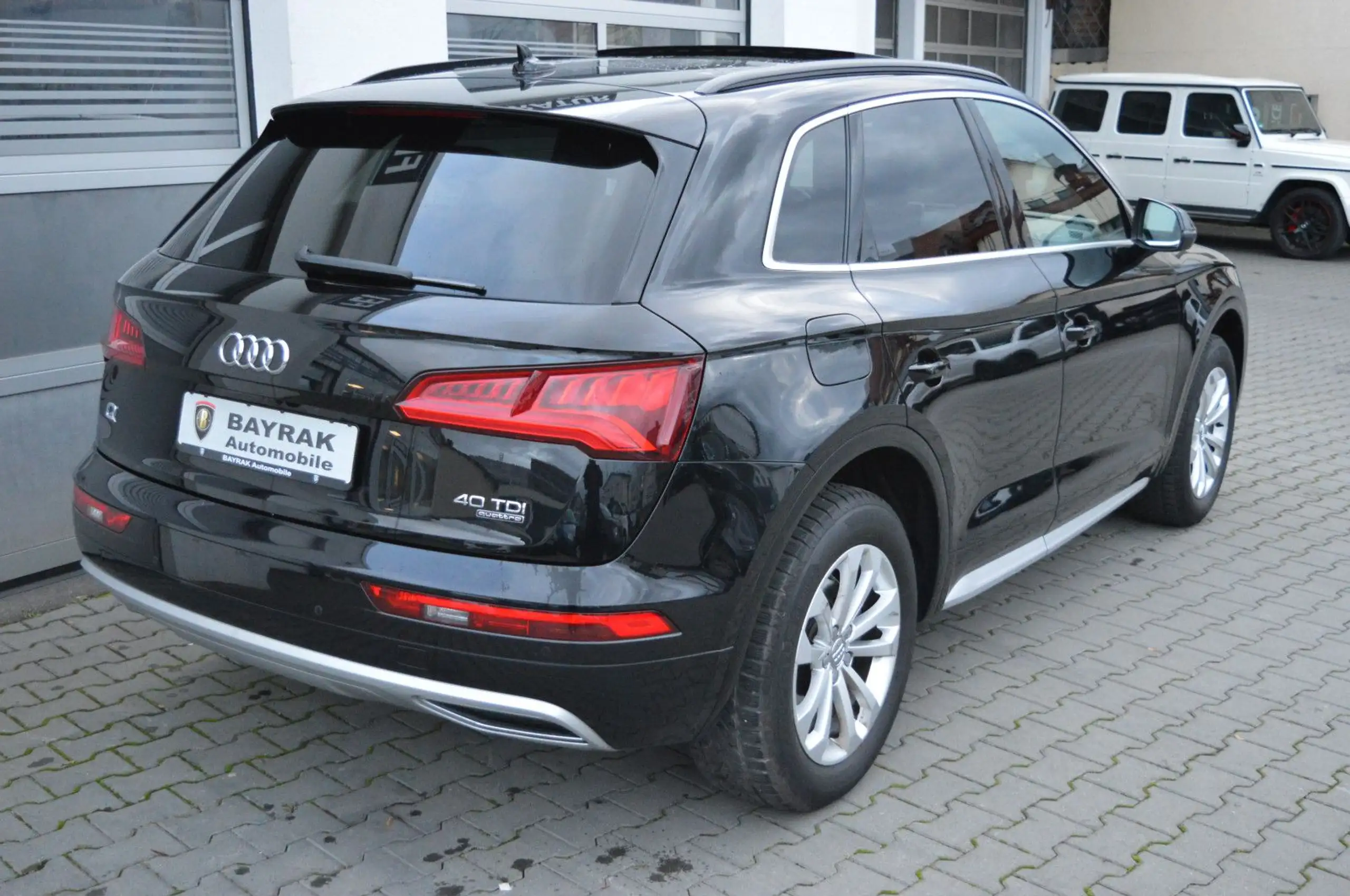 Audi - Q5